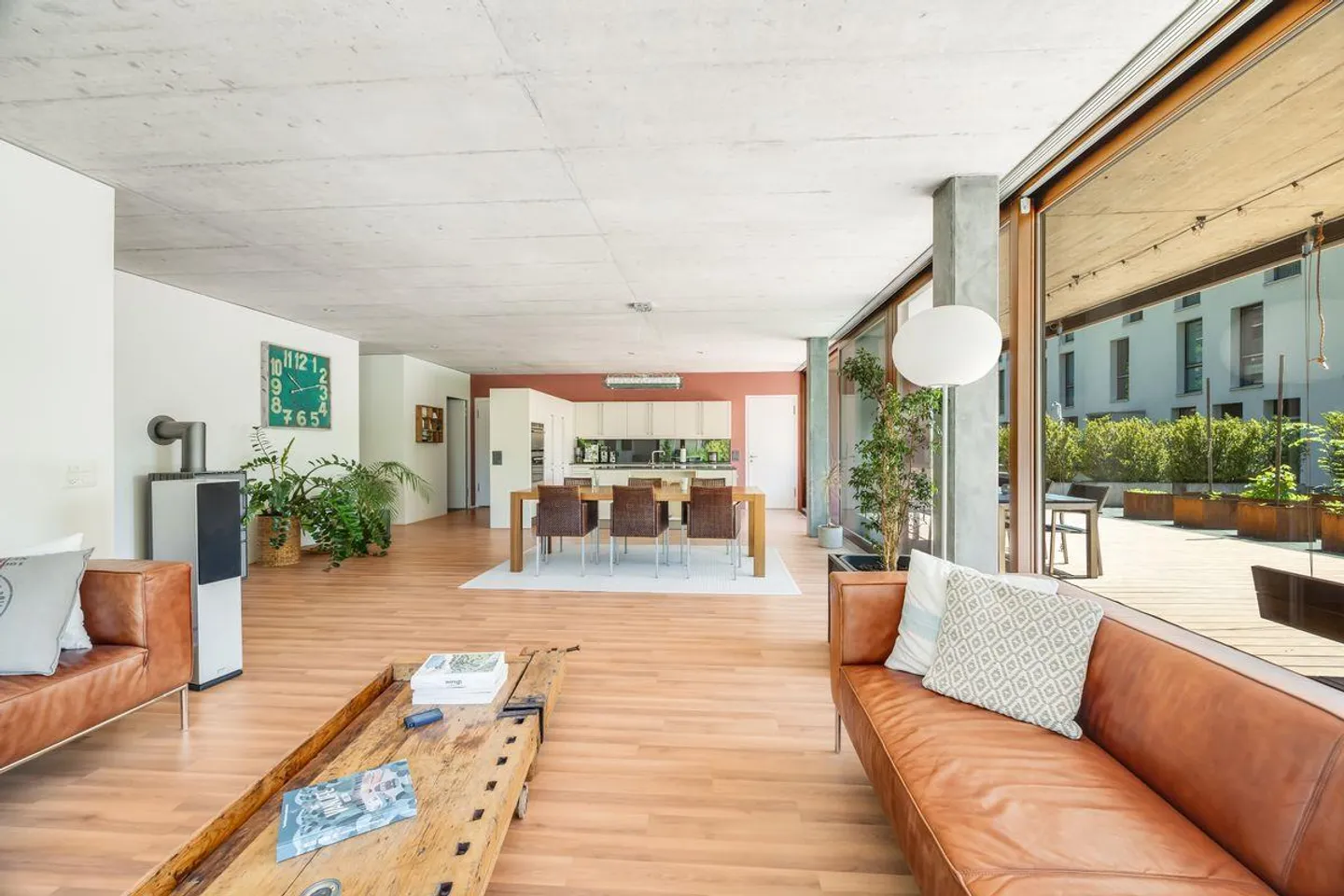 Appartement lumineux en rez-de-chaussée avec terrasse impressionnante et vue à 6440 Ingenbohl-Brunnen - Photo 1 sur 13