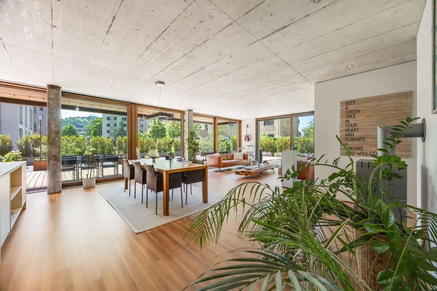 Appartement lumineux en rez-de-chaussée avec terrasse impressionnante et vue à 6440 Ingenbohl-Brunnen - Photo 2 sur 13