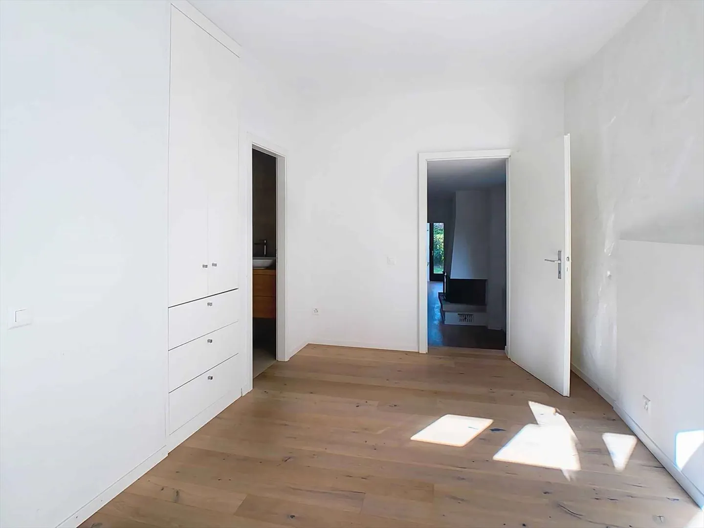 EXKLUSIV - Charmante Wohnung in Troinex - Foto 8 von 12