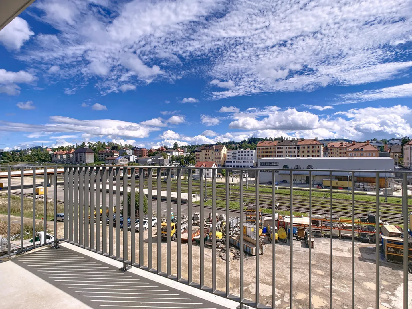 Apartment for rent - Photo 1 of 11