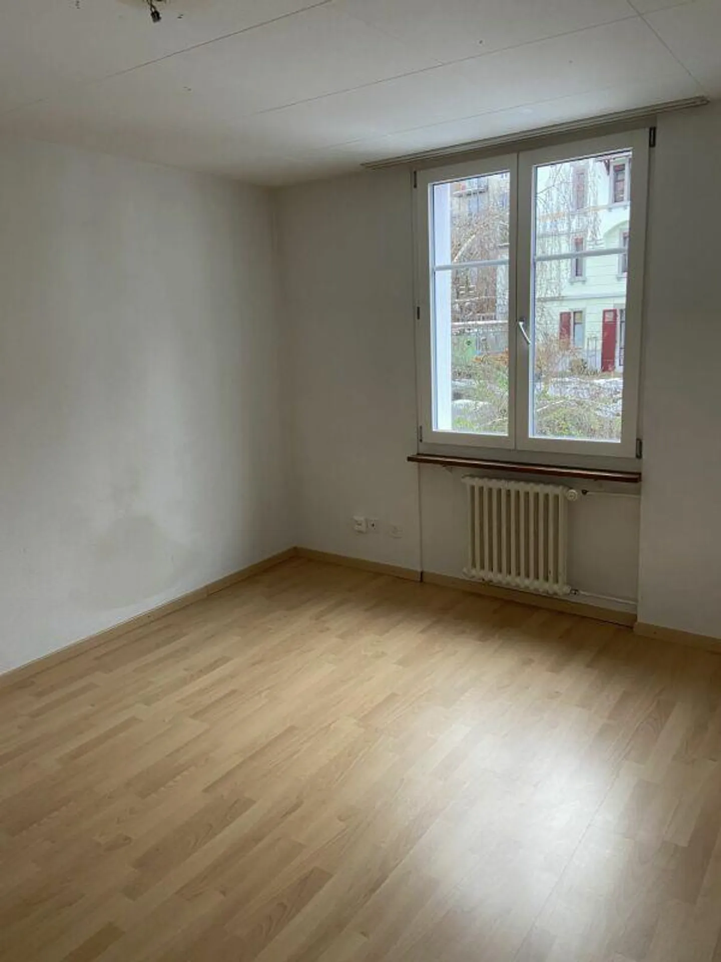 Appartamento d'epoca luminoso in posizione centrale - Foto 4 di 6