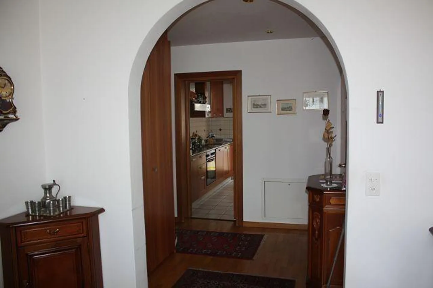 «3 1/2-Zimmer-Wohnung mit 2 PP im 1. OG Appartamento di 3 1/2 locali con 2 PP nel primo piano» - Foto 6 von 15