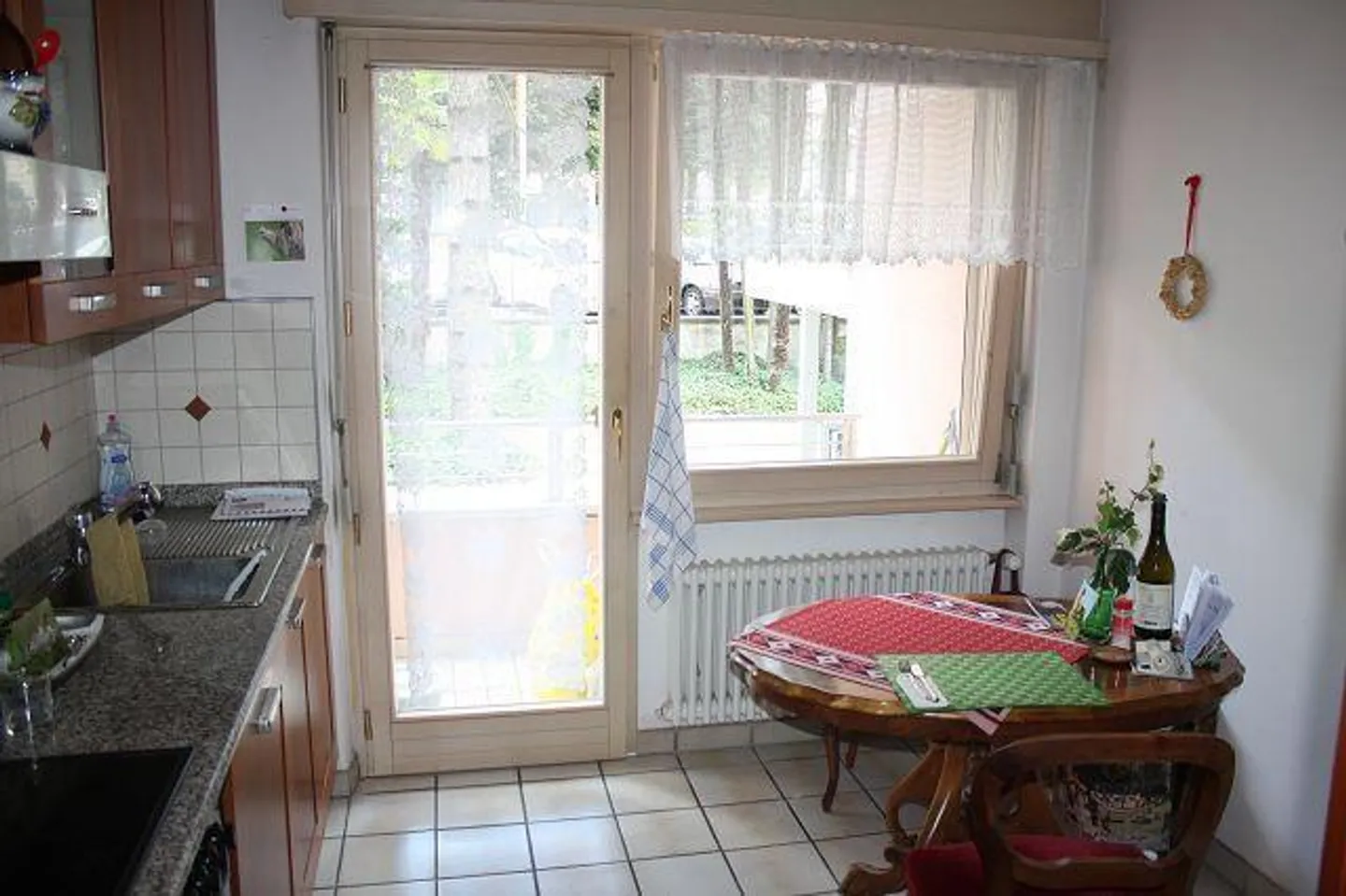 «3 1/2-Zimmer-Wohnung mit 2 PP im 1. OG Appartamento di 3 1/2 locali con 2 PP nel primo piano» - Foto 7 von 15