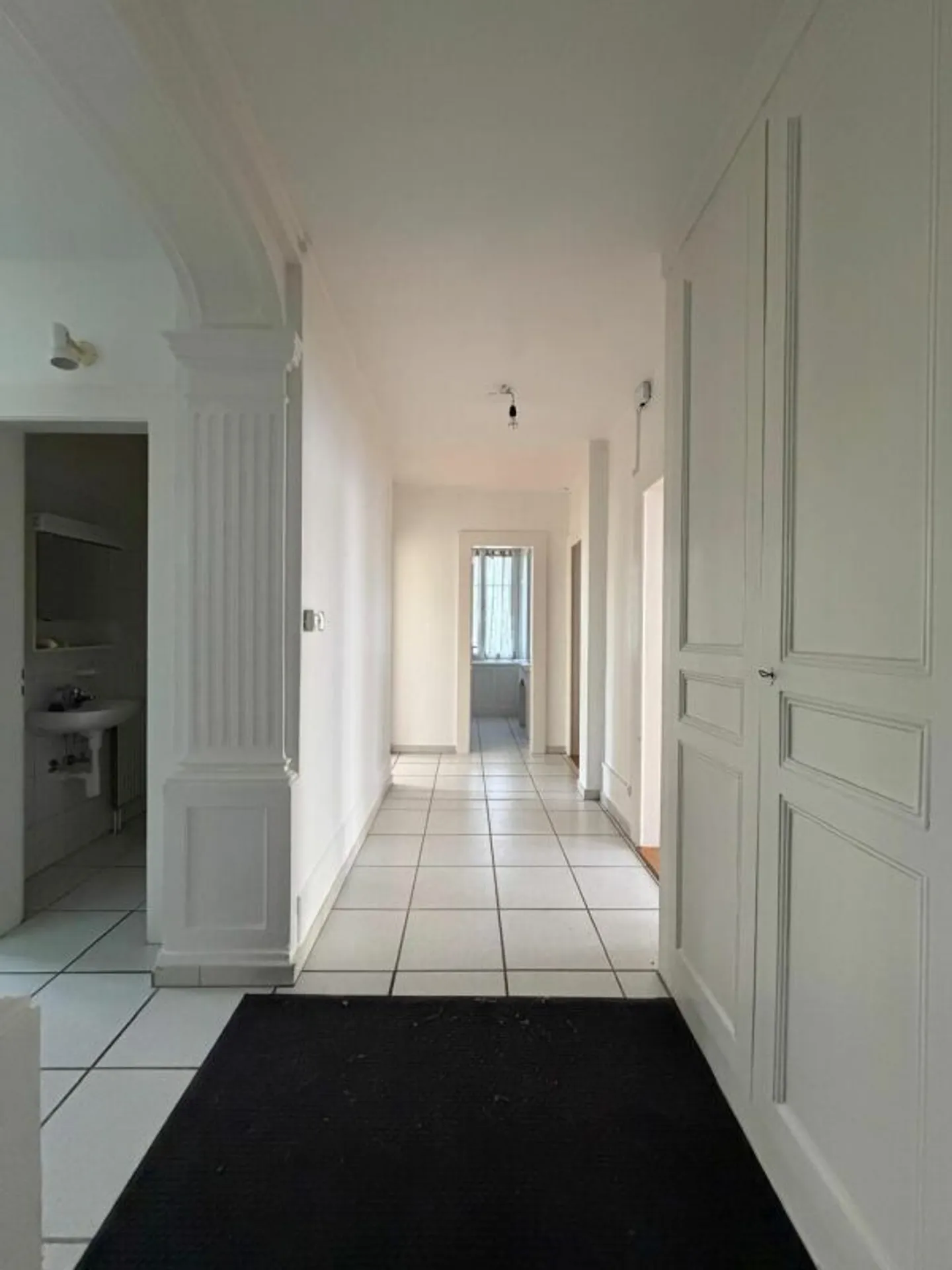 Charming apartment with 3.5 rooms on the 2nd floor - Rue Jacob-Brandt 6, La Chaux-de-Fonds - Photo 3 of 9