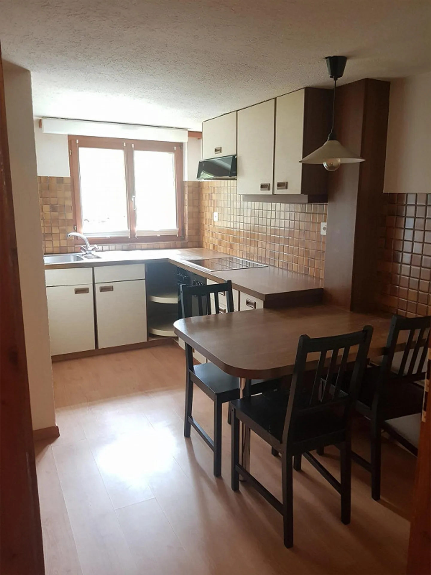 Appartement 3 pièces dans une maison appenzelloise confortable - Photo 4 sur 13