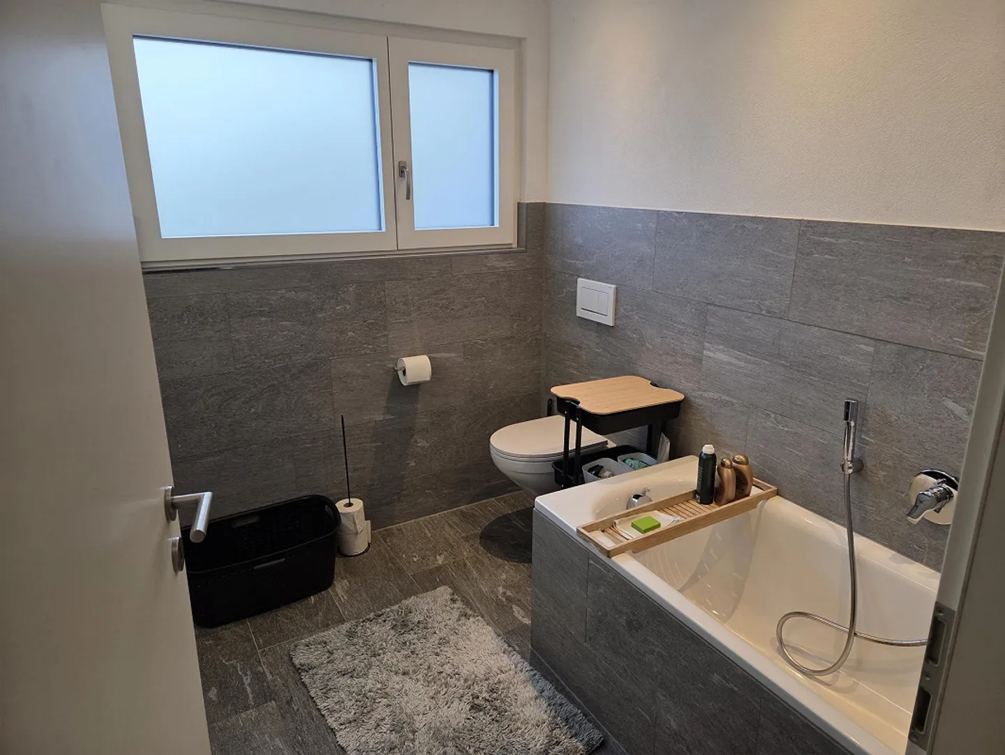 Appartement 4.5 pièces à louer à Felsberg - Photo 4 sur 11