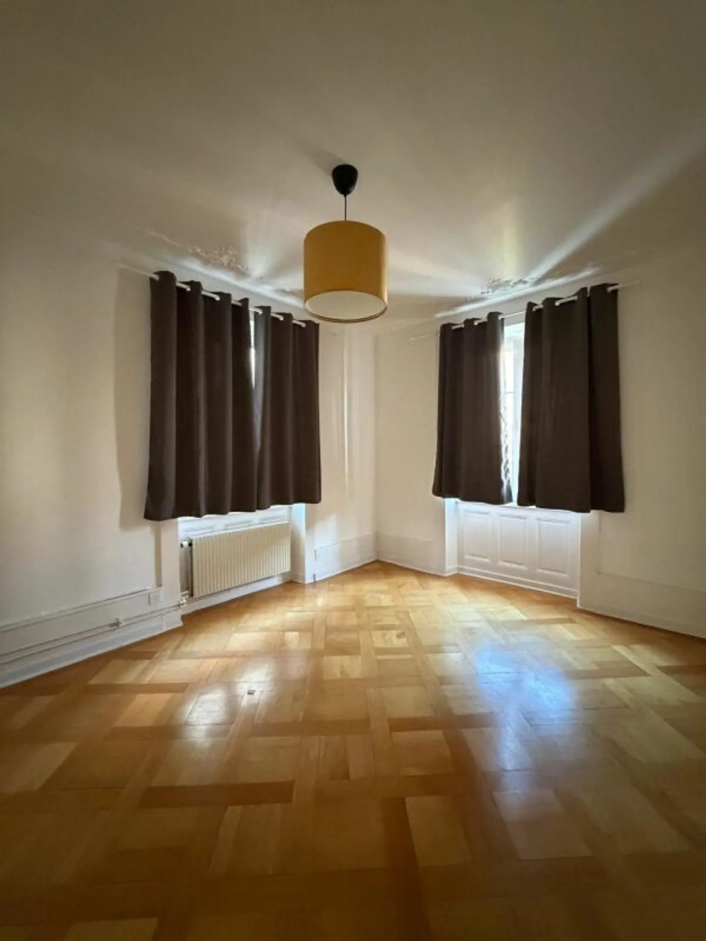 Charming apartment with 3.5 rooms on the 2nd floor - Rue Jacob-Brandt 6, La Chaux-de-Fonds - Photo 8 of 9