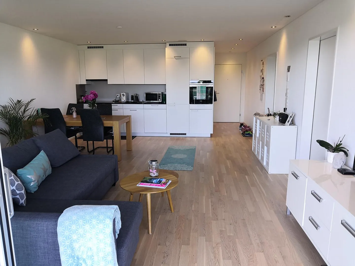 Appartamento da sogno di 2,5 stanze con vista lago e vista sul verde - Foto 2 di 18