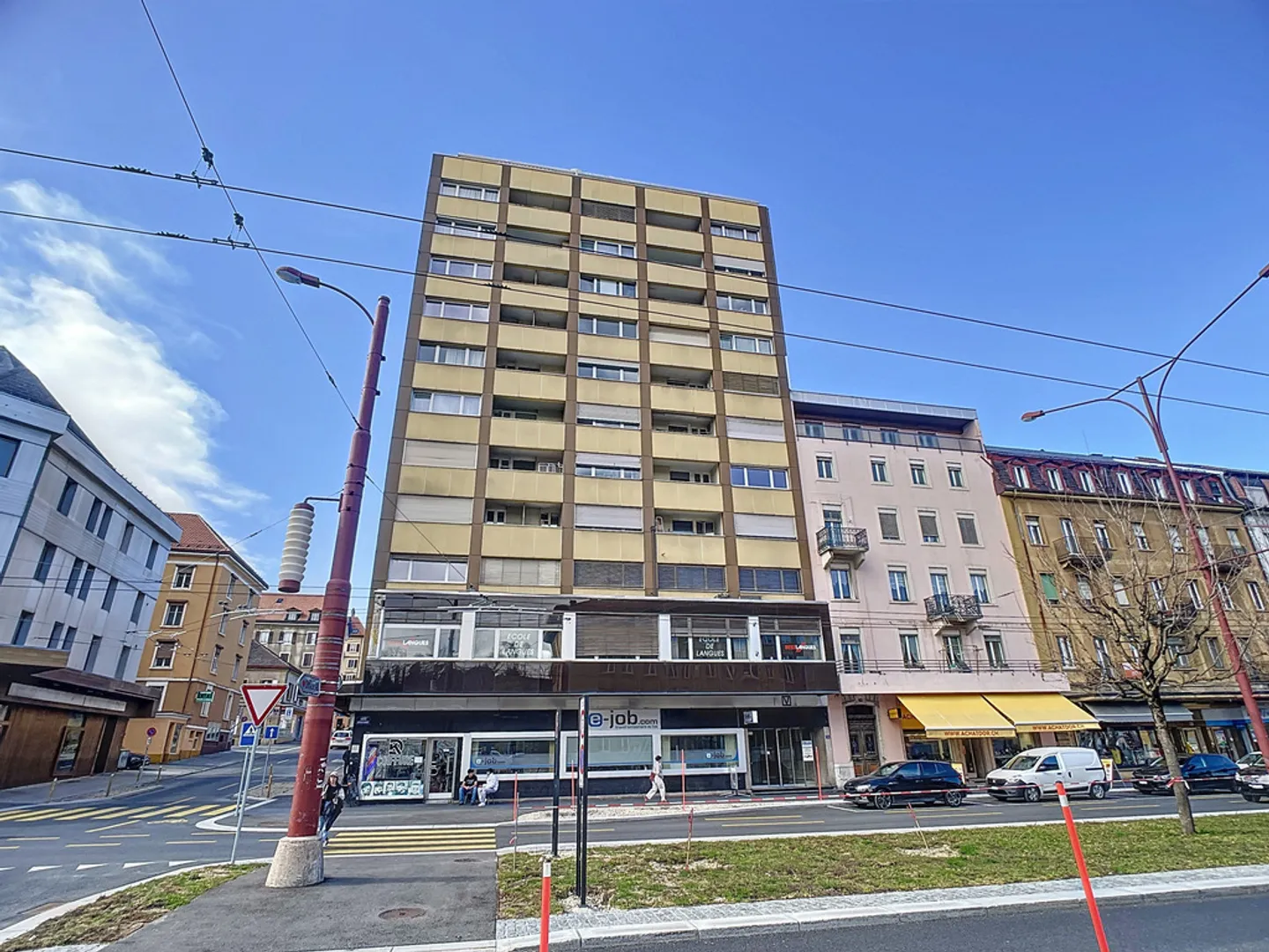Appartamento ristrutturato 3.5 locali - Foto 2 di 8