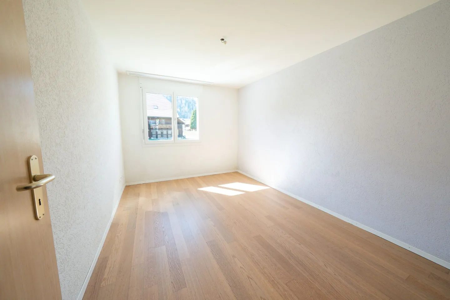 4 1/2 Room Ground Floor Apartment - Photo 6 of 23