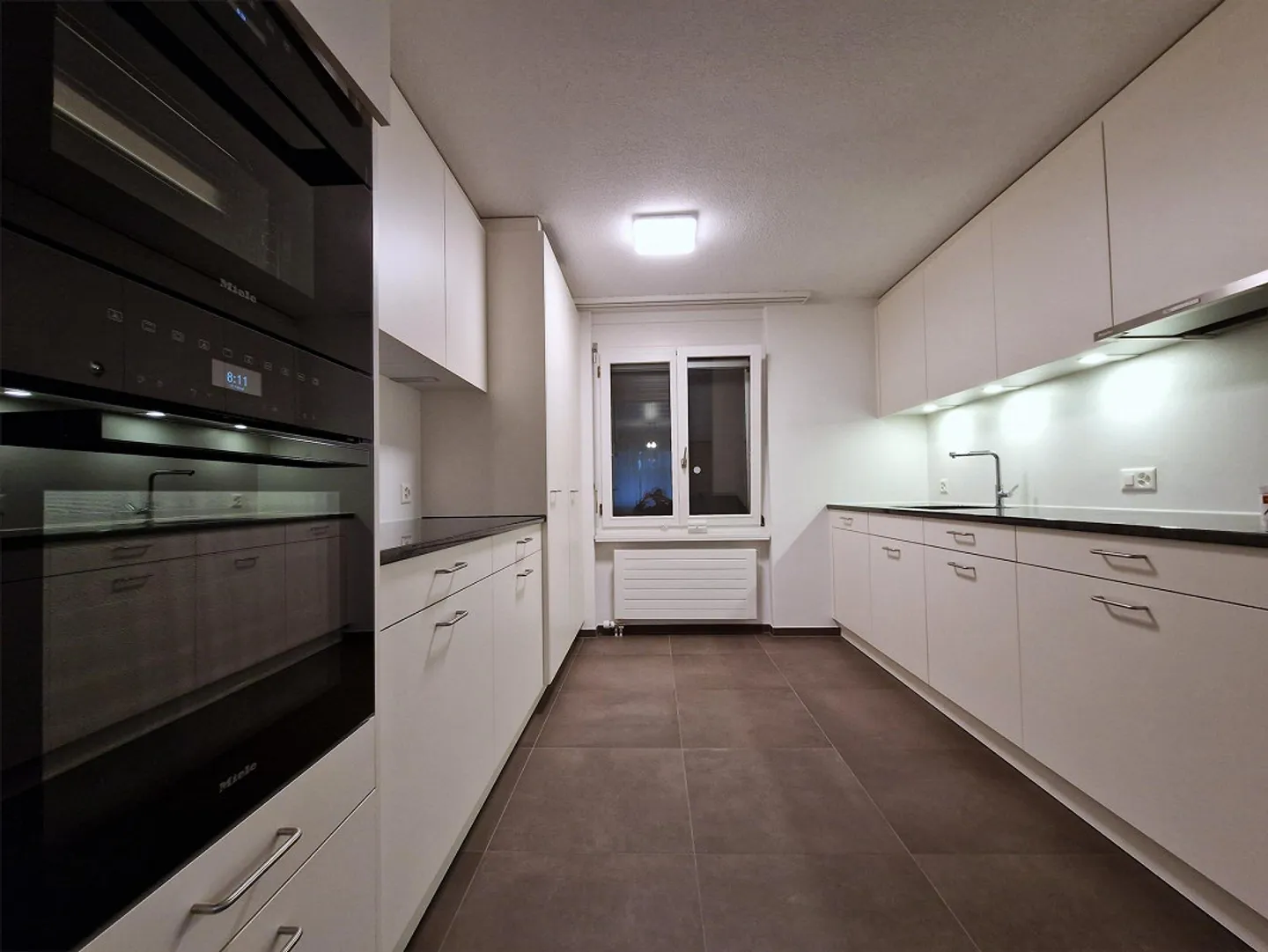 Incantevole casa unifamiliare di 4,5 stanze con giardino e garage a Eglisau - Foto 3 di 8