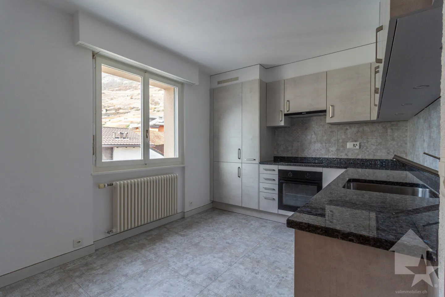 Ampio appartamento di 3,5 stanze in posizione ideale - Foto 15 di 16