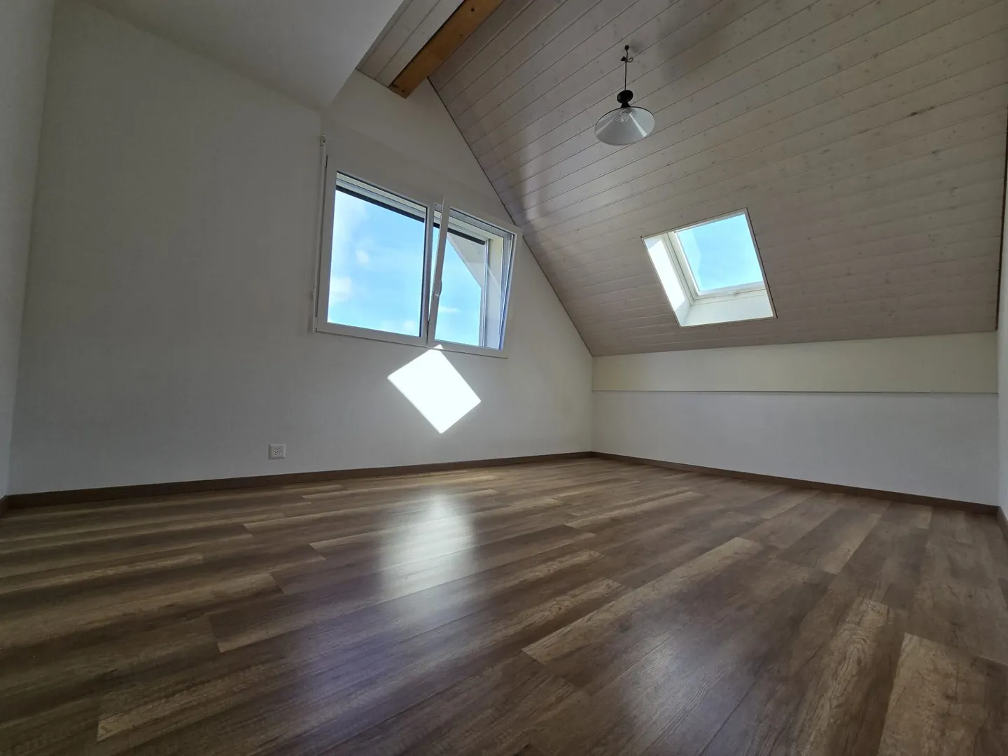 appartement de 3.5 PIECES au dernier étage duplex - Photo 6 of 14