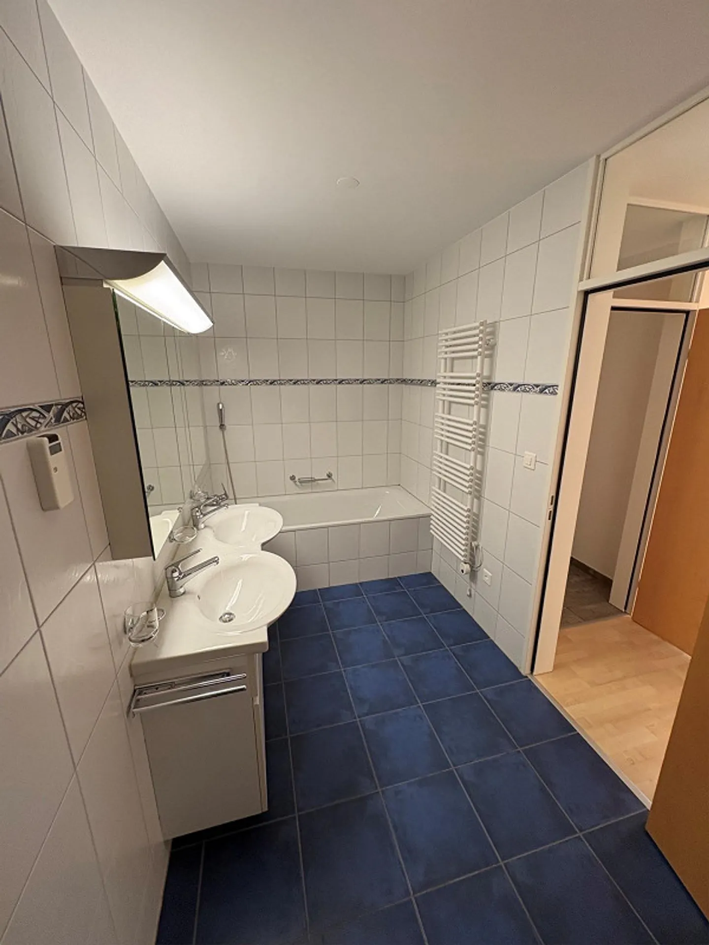 Central 3.5 Room Apartment in Sunny Location - Photo 10 of 18