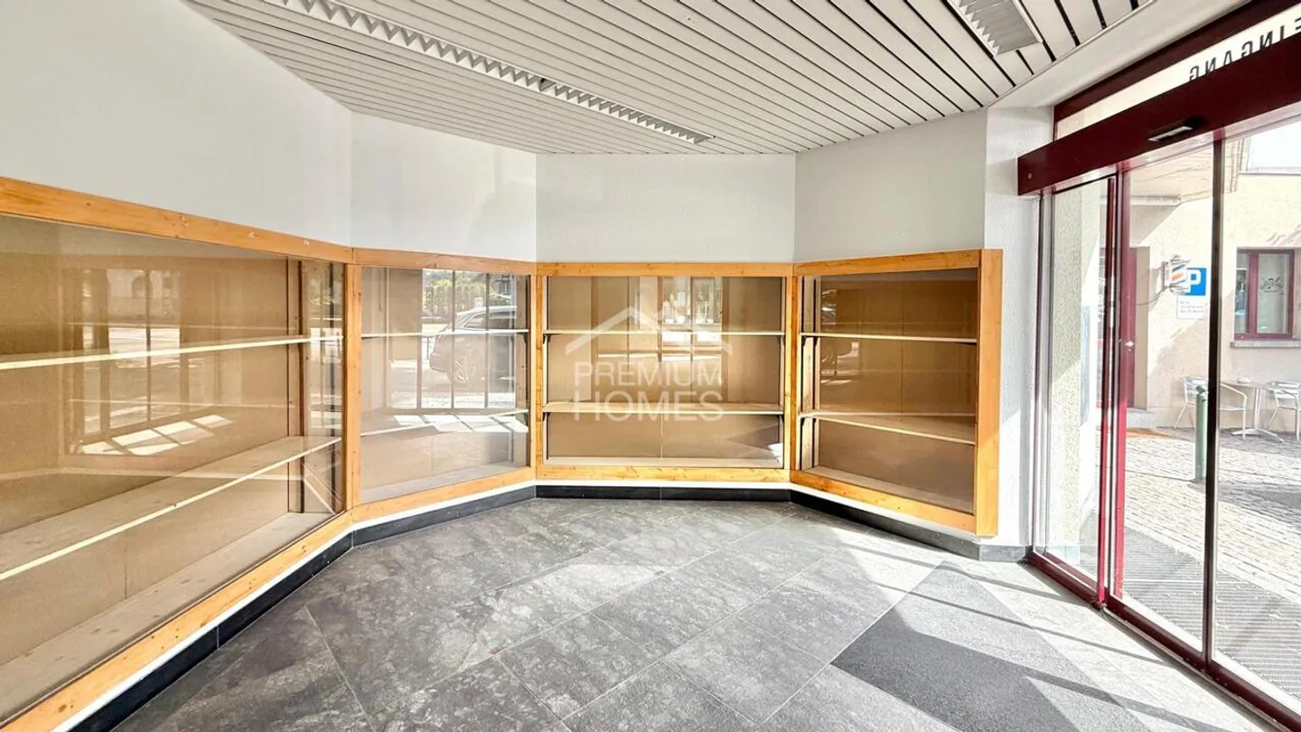 Autrefois le bureau de poste et maintenant vous - Poursuivez le succès ici ! - Photo 6 sur 7