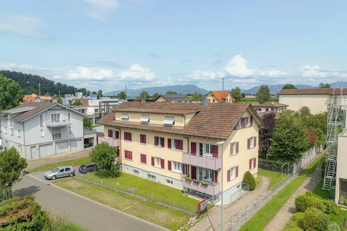 4-room apartment - Photo 3 of 11