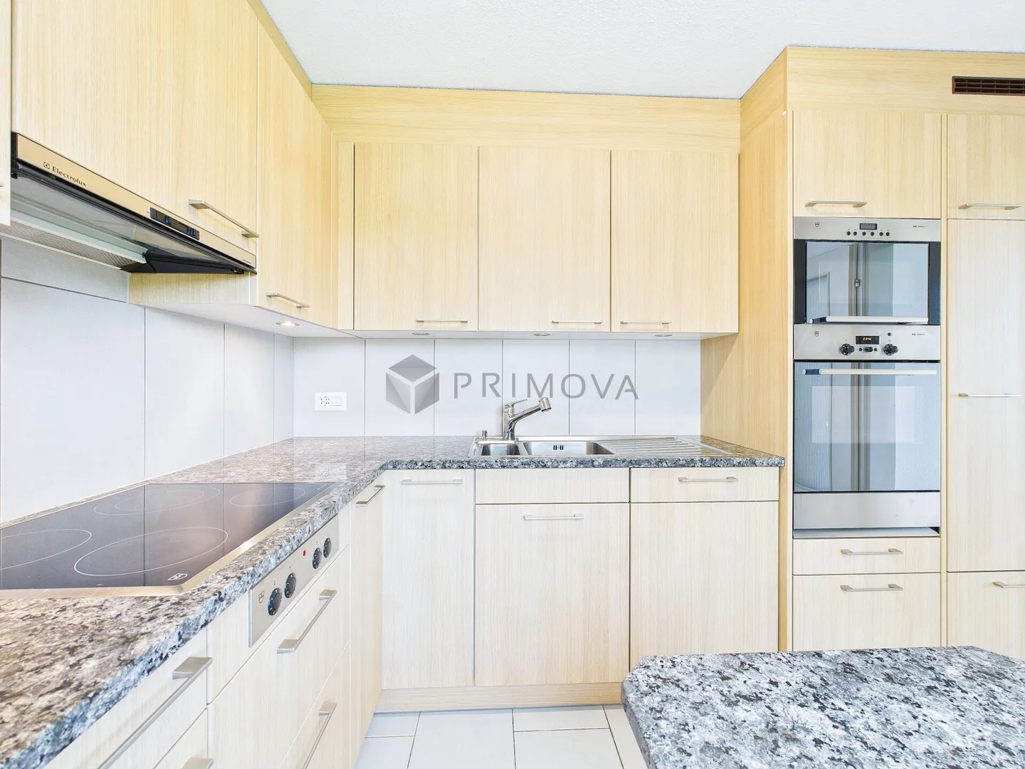 Eschenbacher Nest mit viel Potenzial und Extra-Raum: 4.5 Zimmer und Hobby-Oase - Photo 6 sur 10