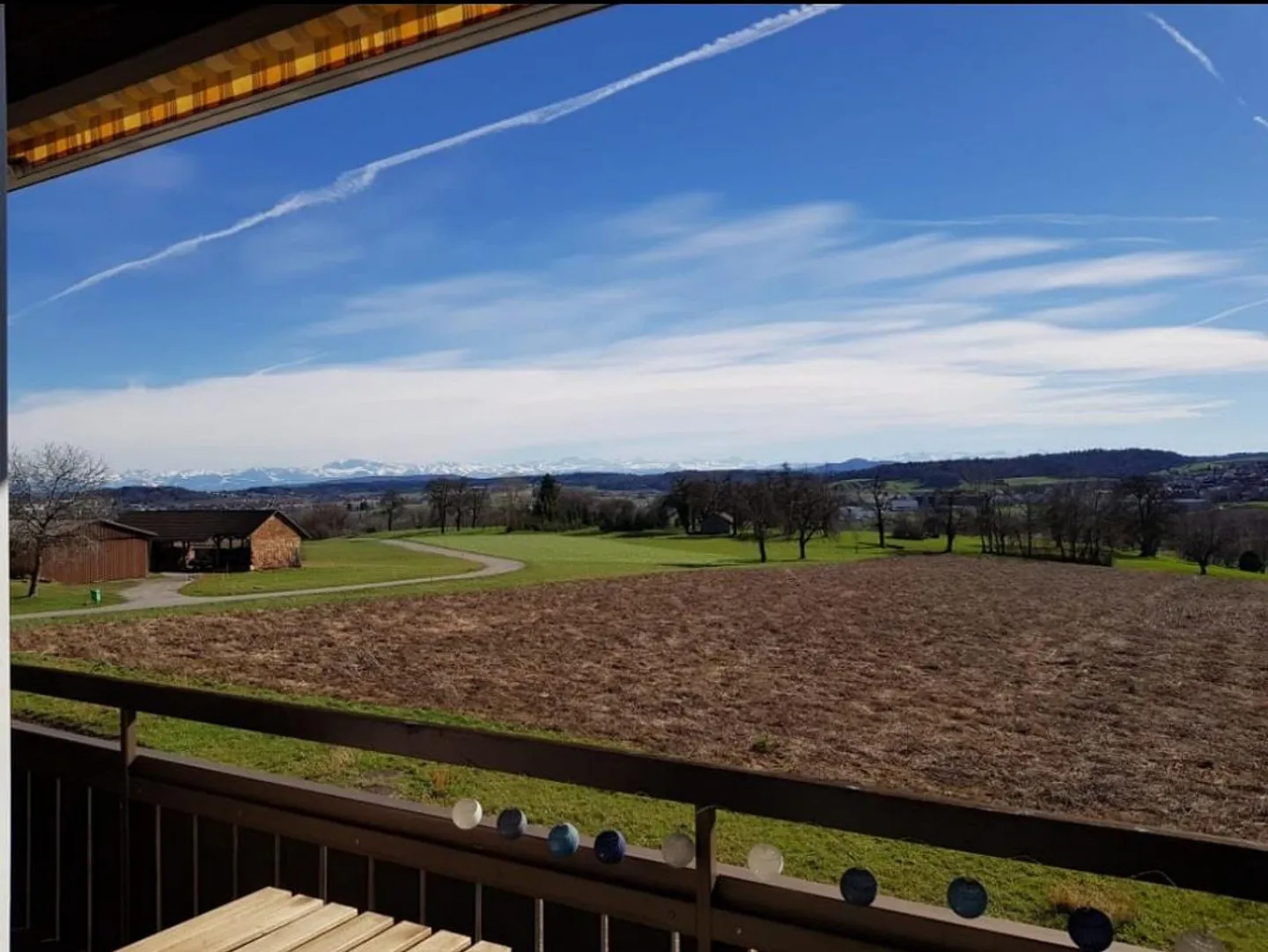 Appartement 4.5 pièces avec belle vue - Photo 2 sur 13