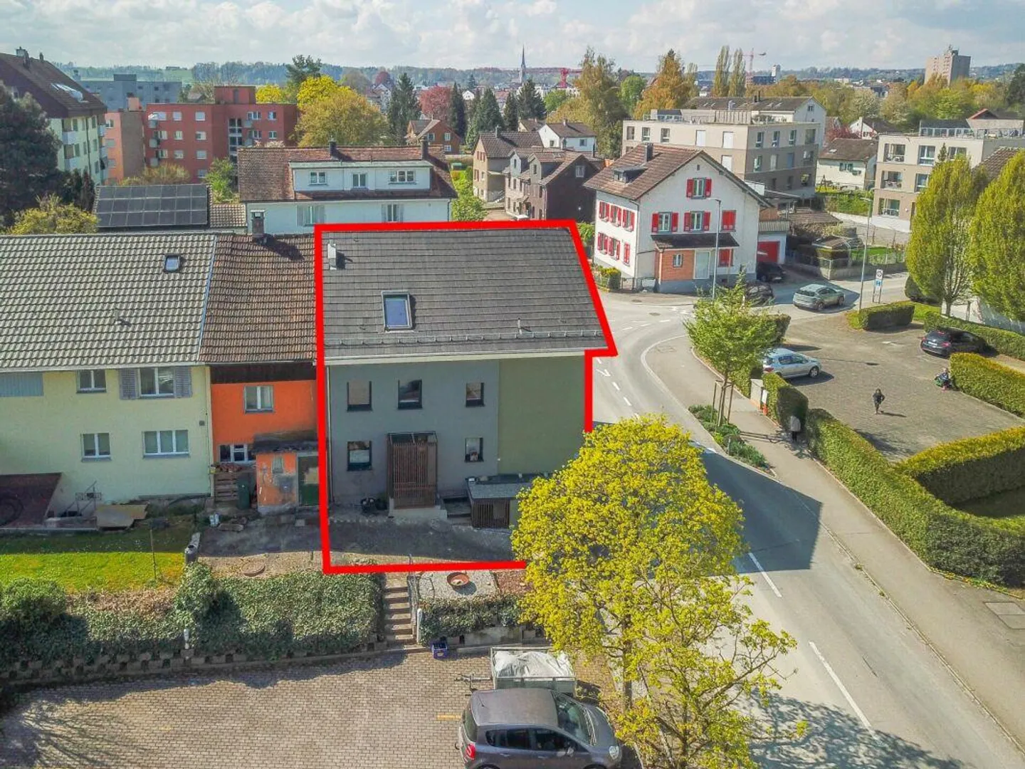 8.5-Zimmer-Einfamilienhaus mit modernem Ausbau und nachhaltiger Tec... - Photo 3 of 23