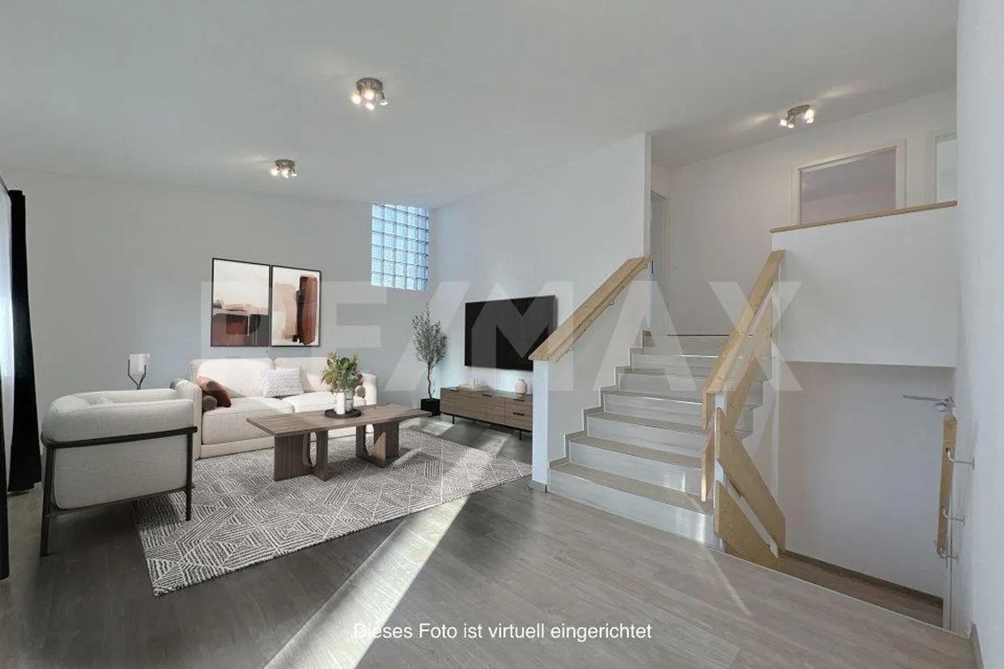 Casa familiare con potenziale di espansione direttamente presso il ruscello - Foto 3 di 13