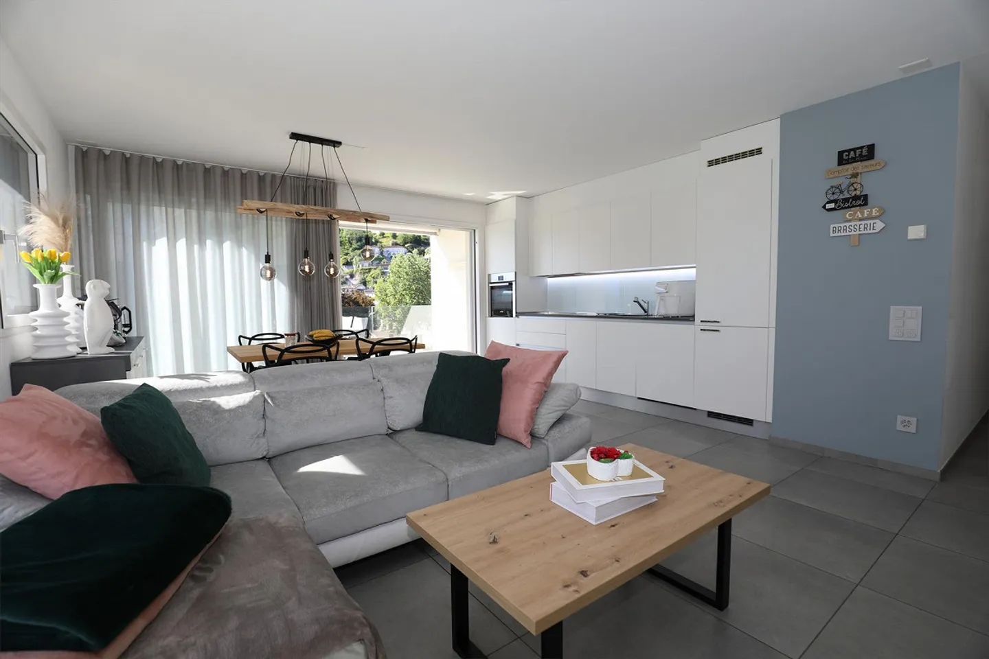 Penthouse moderno con vista aperta - Foto 5 di 24