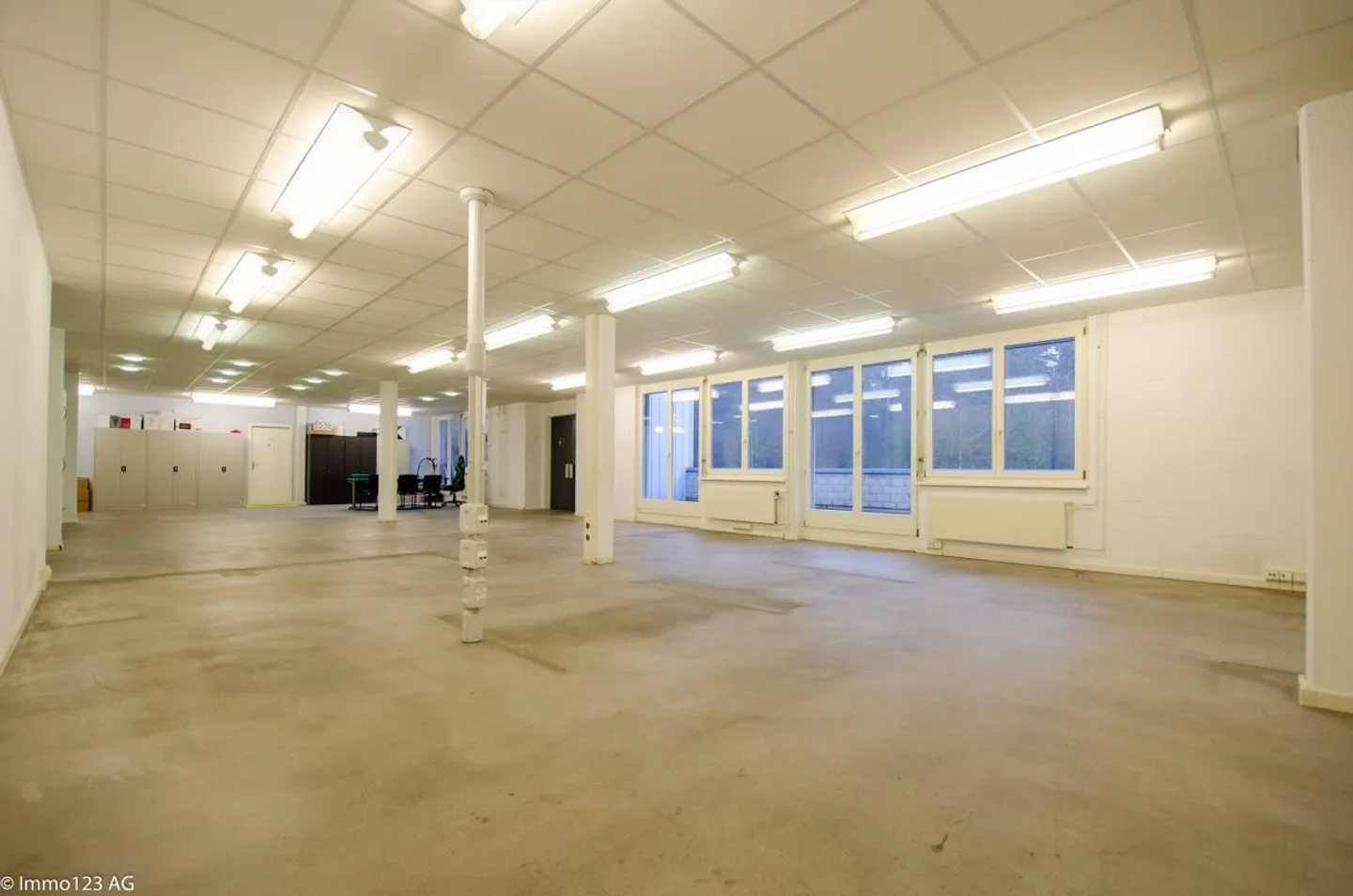 Grosszügige und helle Büro-/Gewerberäume für Ihr Unternehmen - Foto 9 von 29