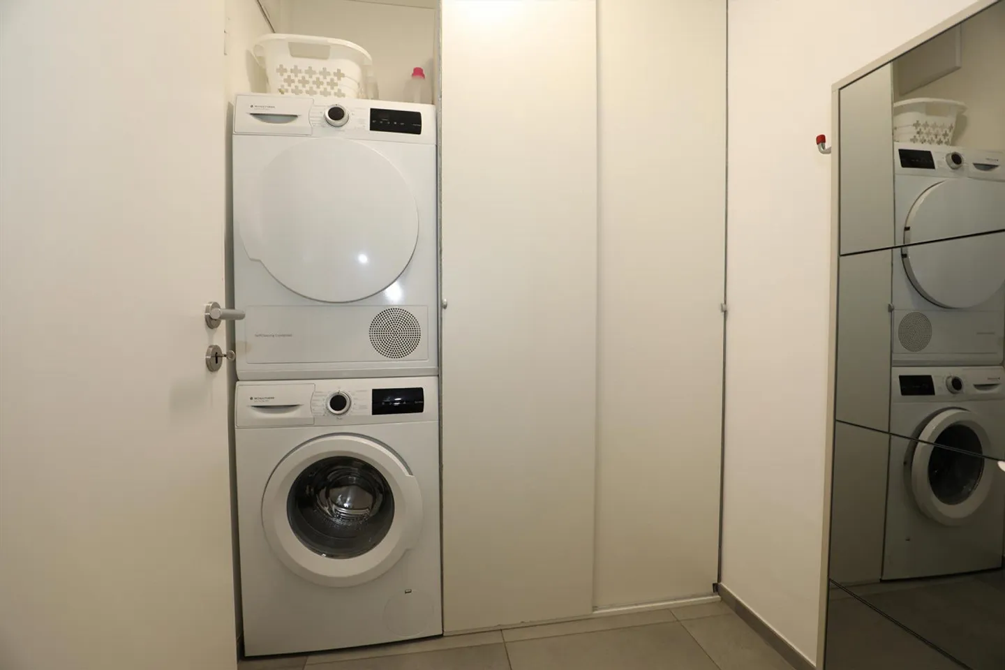 Penthouse moderno con vista aperta - Foto 18 di 24