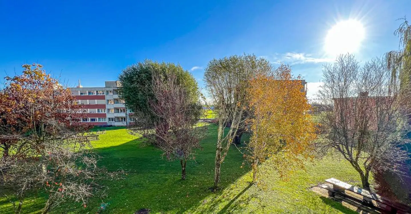 Incantevole appartamento di 4,5 stanze con balcone - Foto 8 di 12