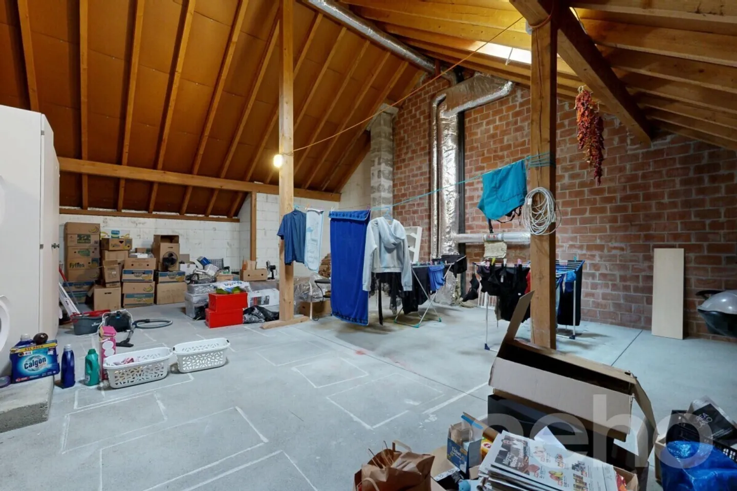 Penthouse avec vue panoramique, cheminée et grenier aménageable - Photo 11 sur 11