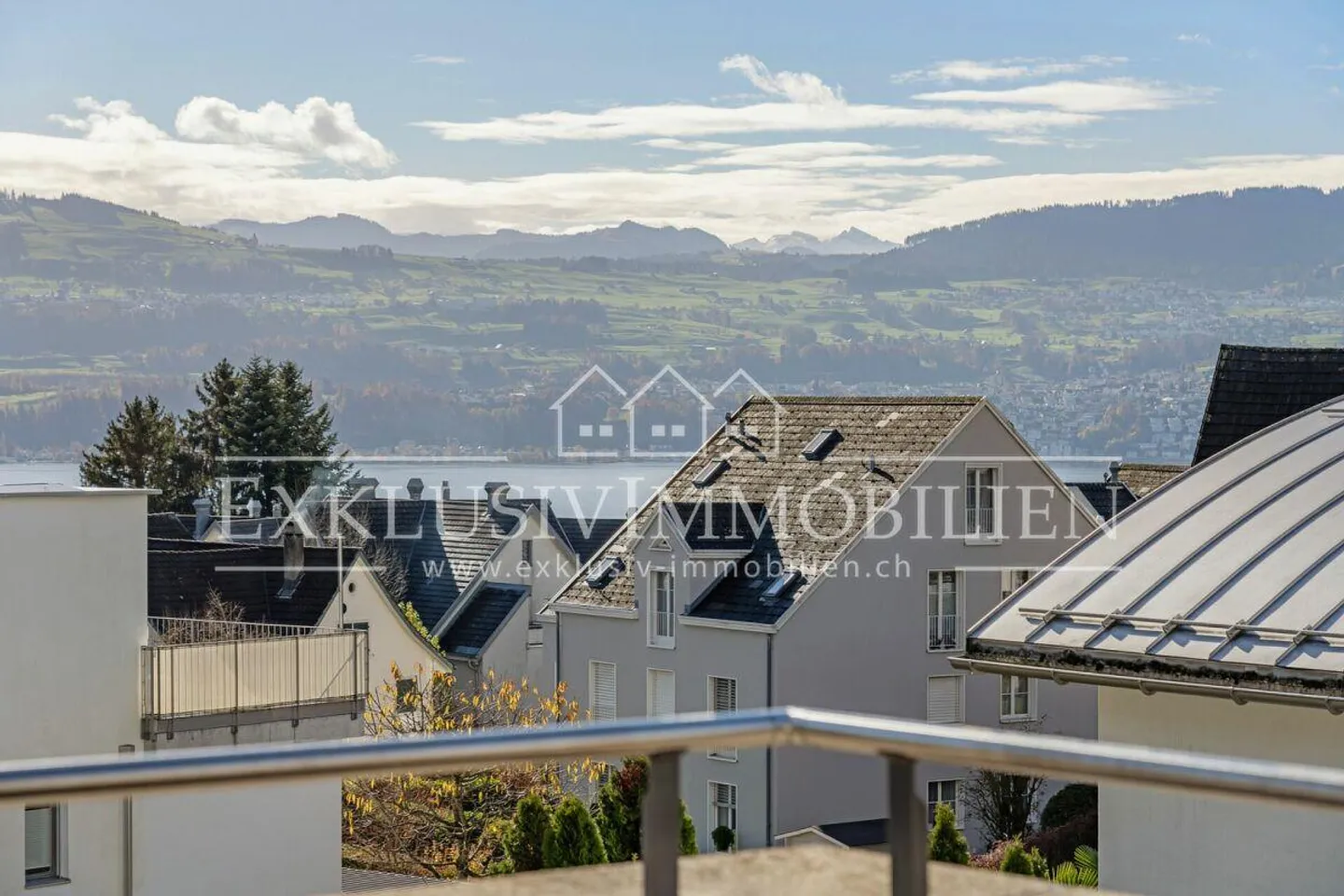 Au-dessus des toits de Stäfa - Oasis de bien-être avec vue partielle sur le lac - Photo 3 sur 3