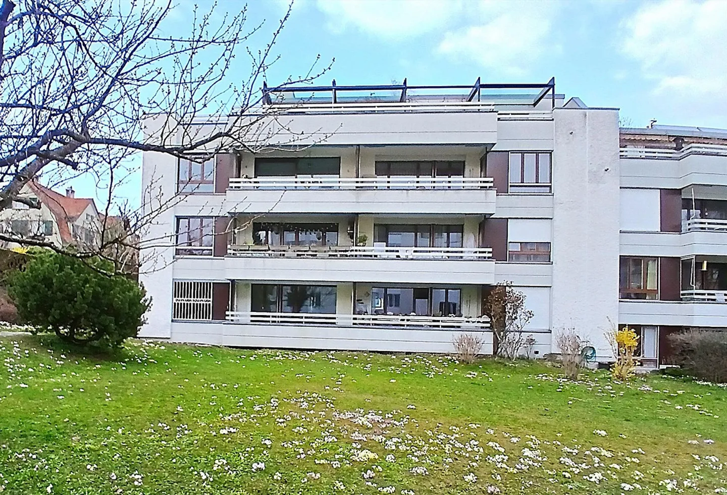 Appartement lumineux de 4,5 pièces avec balcon à Saint-Gall - Photo 1 sur 14