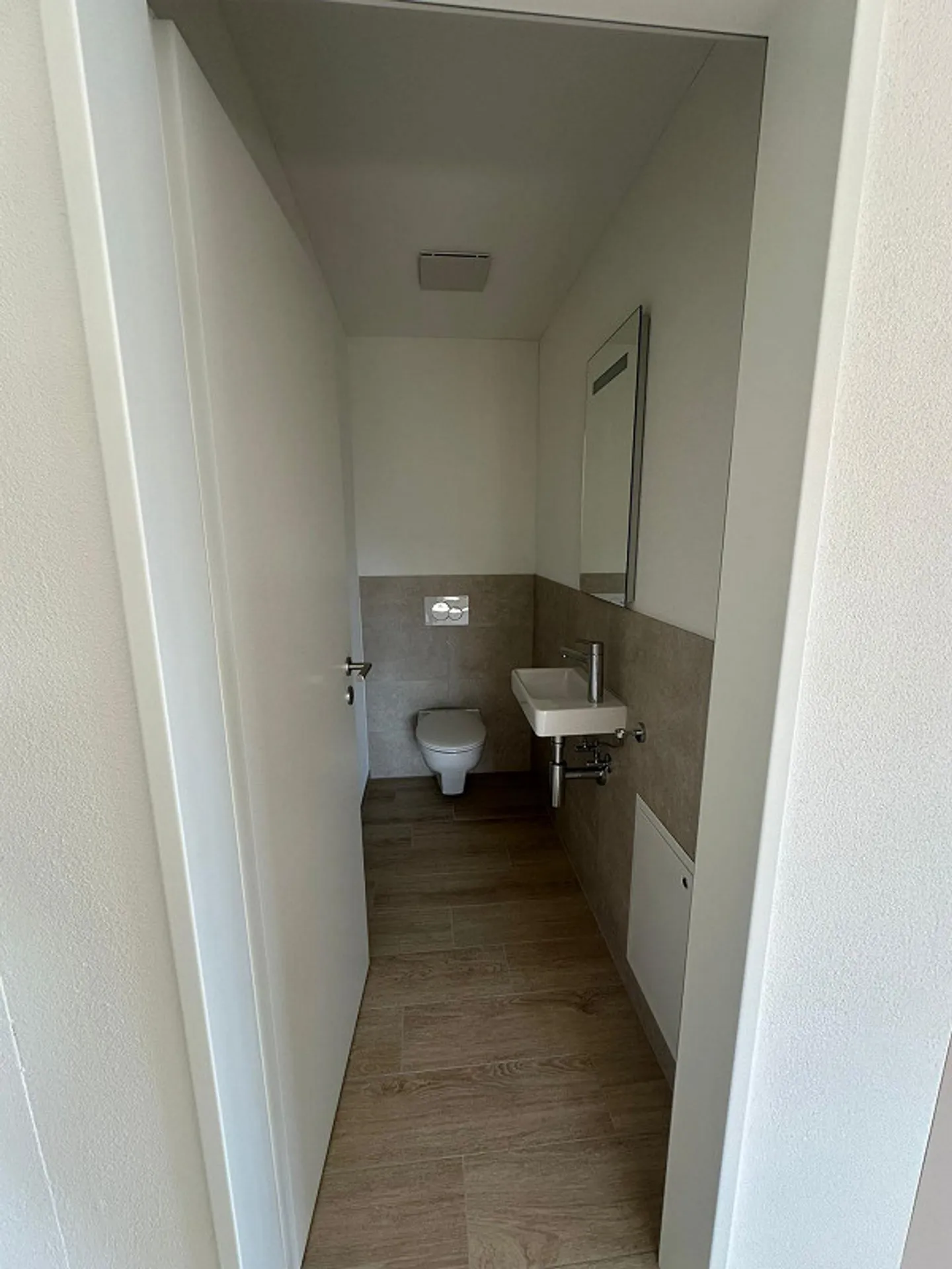 Appartement moderne avec balcon et emplacement central - Photo 3 sur 6