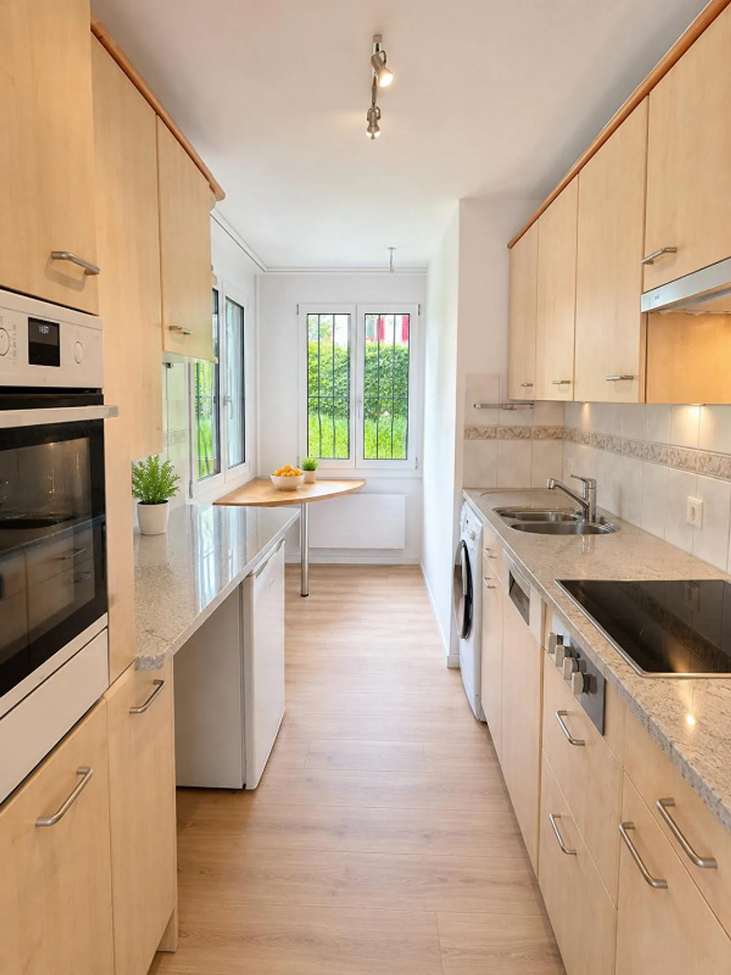 Appartement lumineux de 4,5 pièces avec balcon à Saint-Gall - Photo 8 sur 14