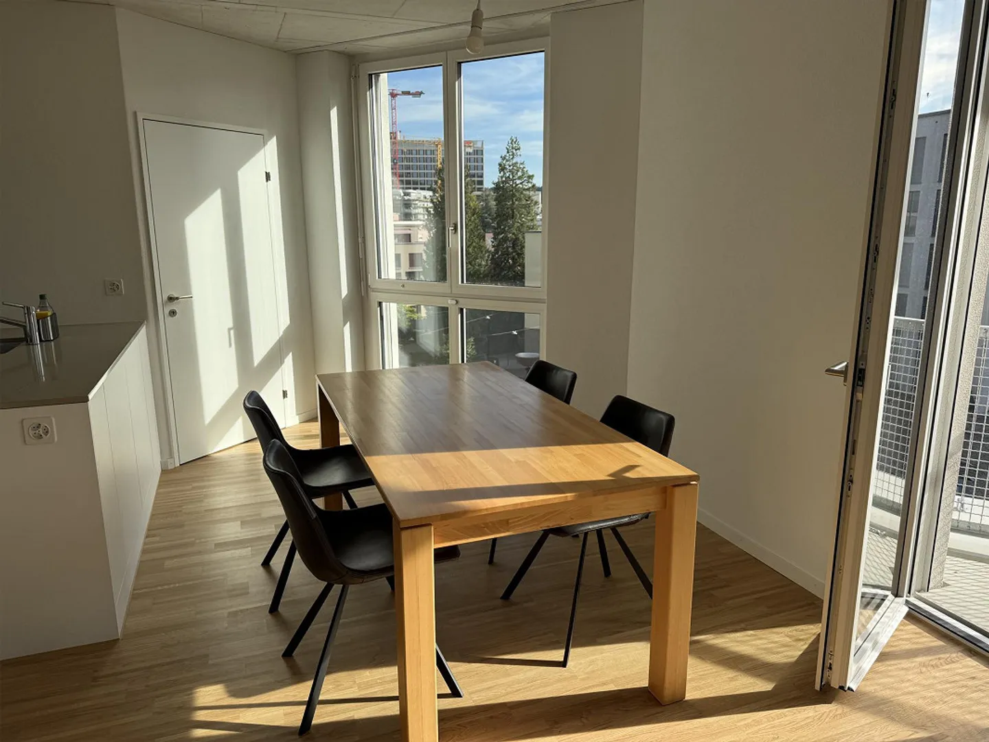 Cercasi nuovo inquilino per un moderno appartamento di 2,5 stanze nel quartiere Aeschbach - Foto 1 di 6