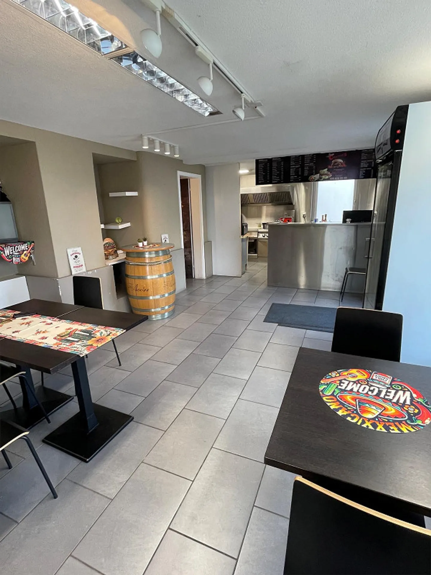 Piccolo locale gastronomico - Da asporto - Foto 3 di 11
