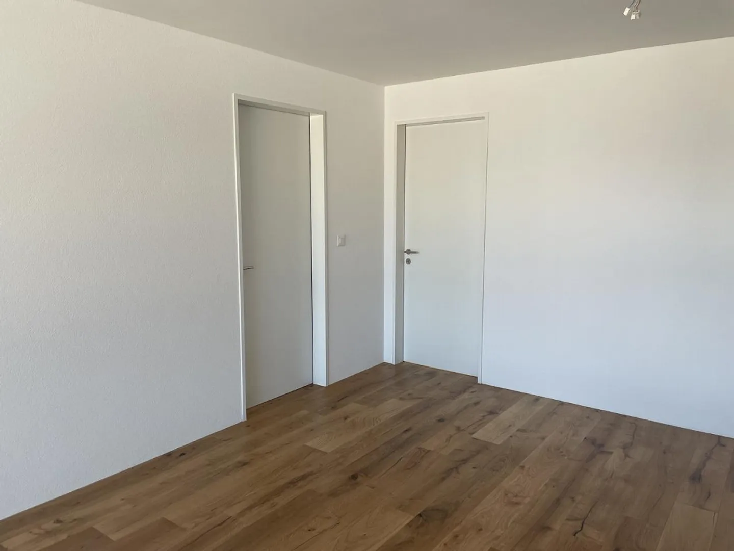 Bellissimo appartamento di 4,5 stanze in affitto - Foto 4 di 14