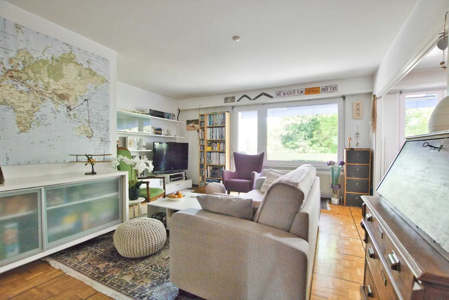 Beautiful renovated 3-room apartment - Photo 2 of 7