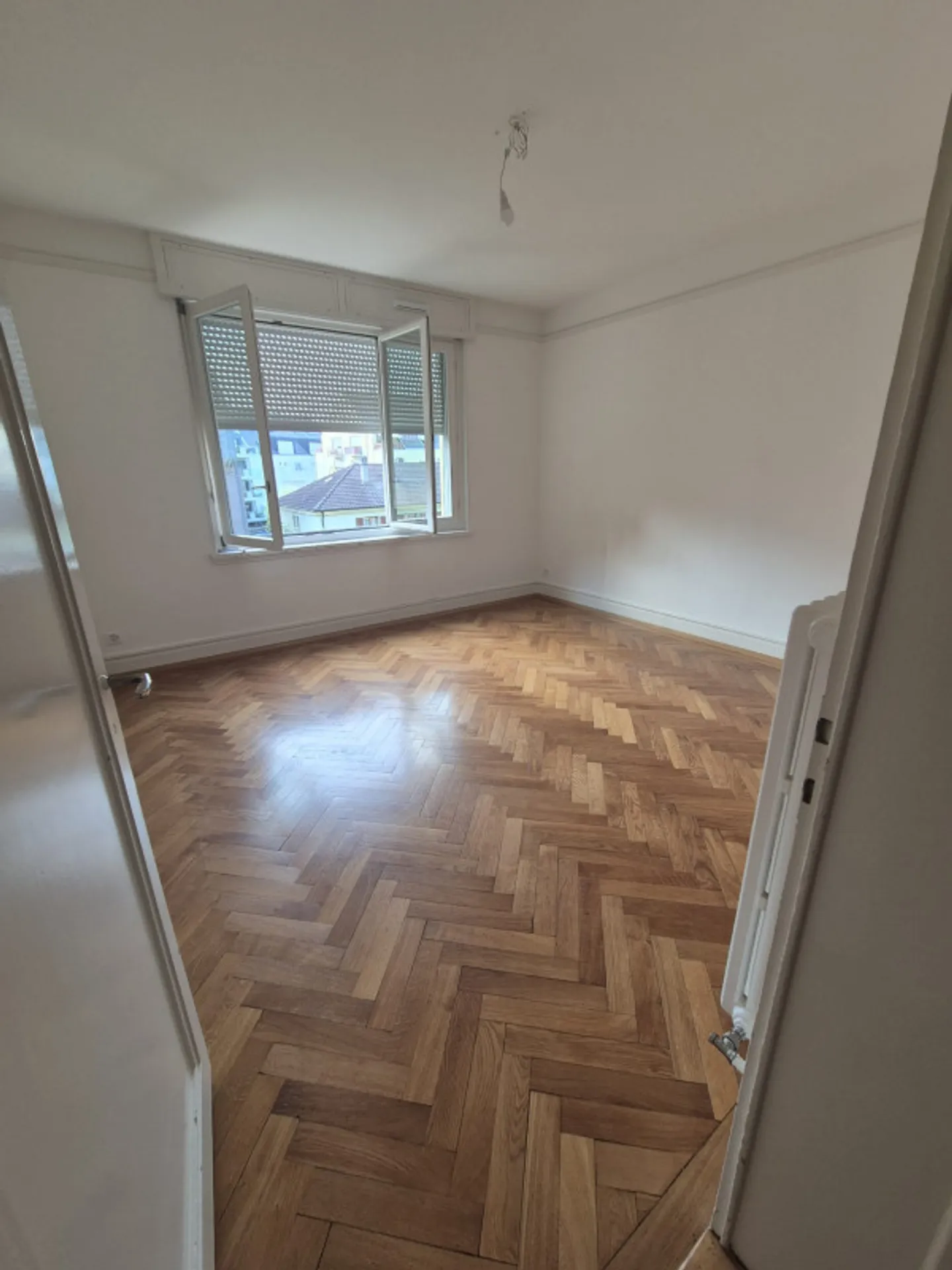 4 rooms on the 2nd floor - Rue du Sablon 23 in Morges - Photo 7 of 10
