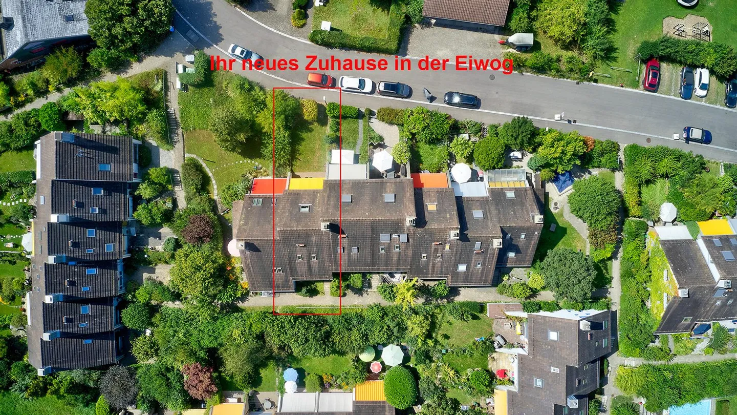 Casa a schiera adatta alle famiglie con piscina, area giochi e spazio ricreativo condiviso - Foto 2 di 12
