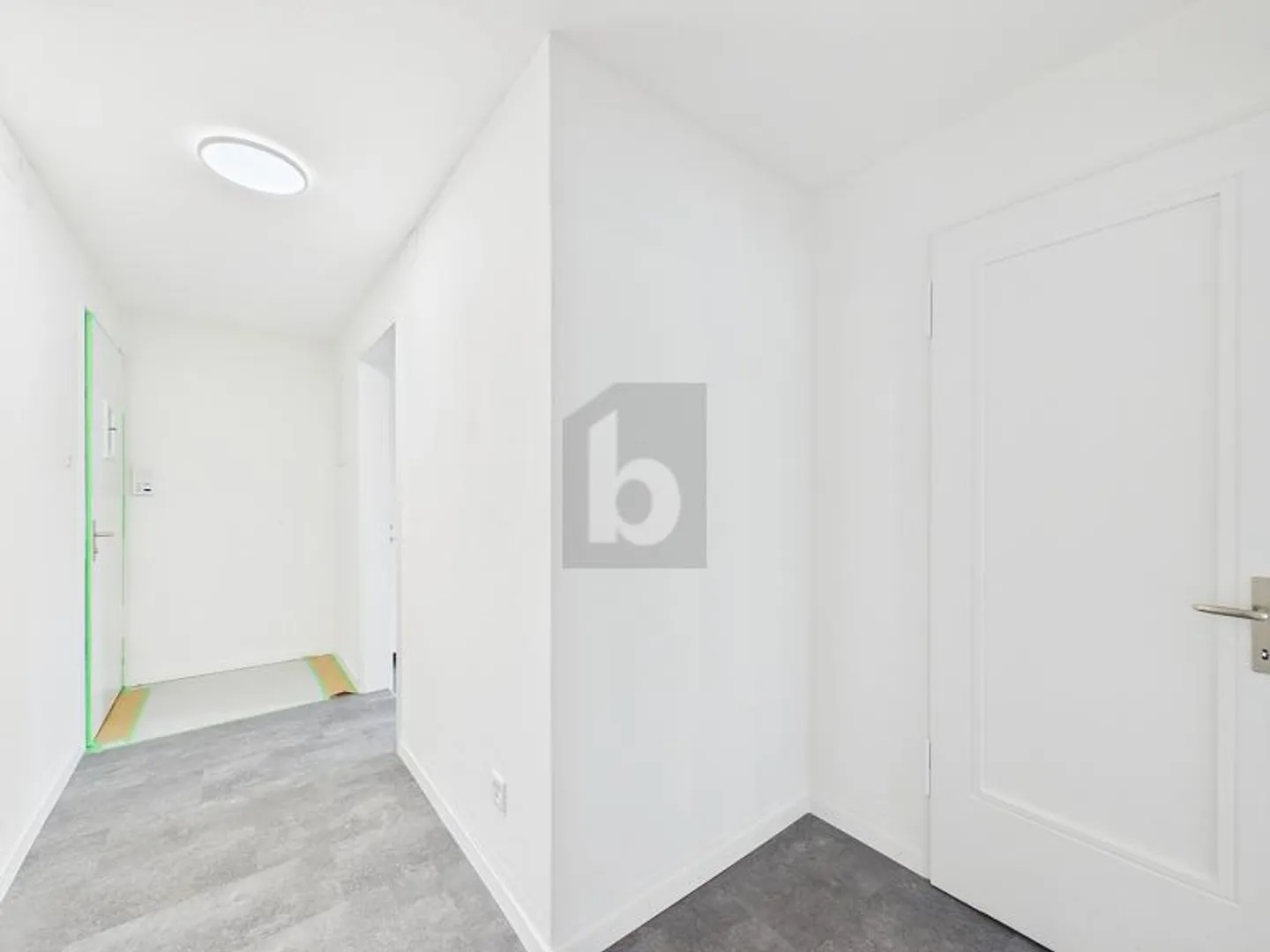 RENOVE RÉCEMMENT DANS UN QUARTIER RÉSIDENTIEL CALME - Photo 3 sur 6