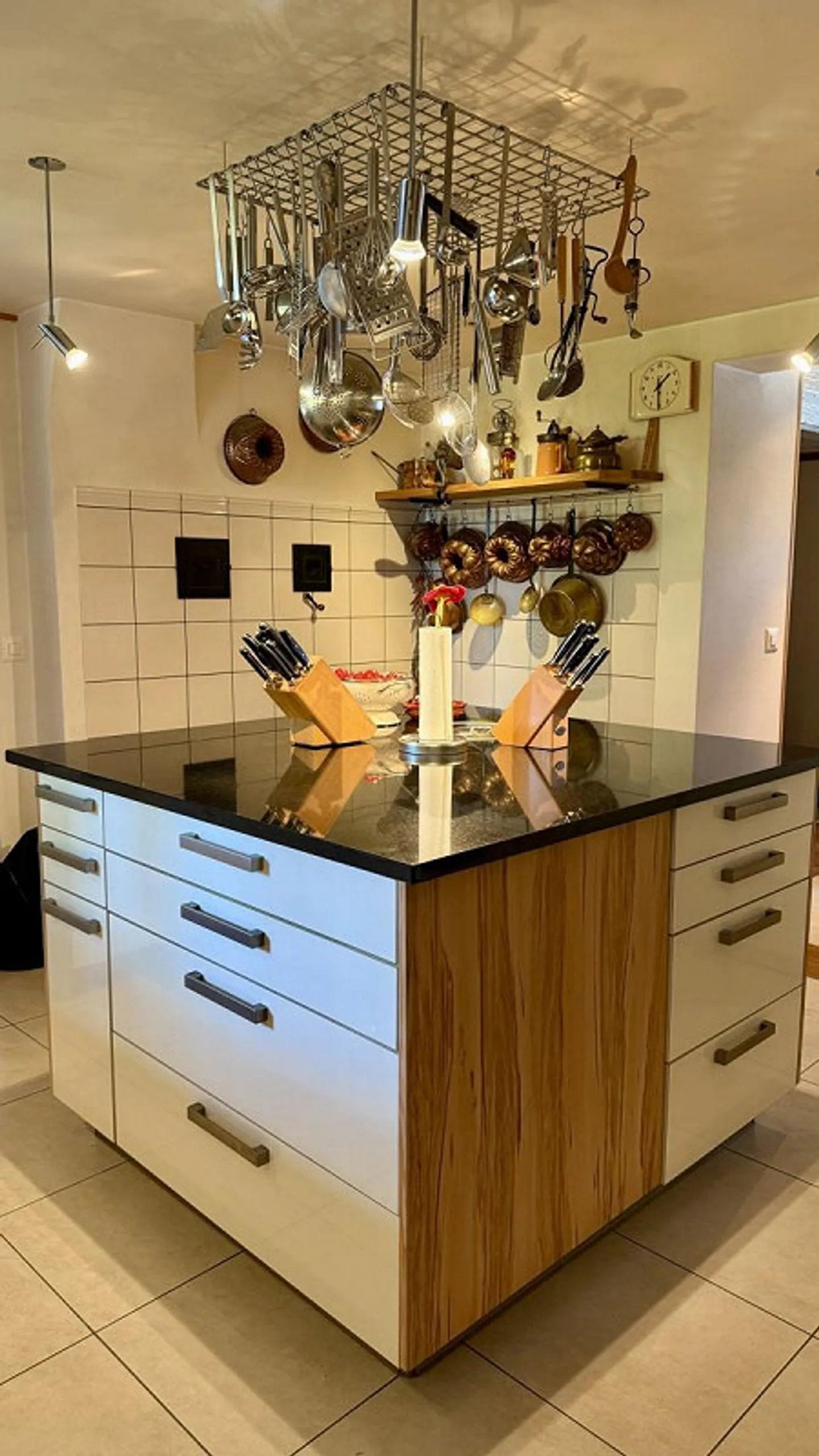 Merveilleuse maison de rangée avec atelier et réserve foncière - Photo 5 sur 14