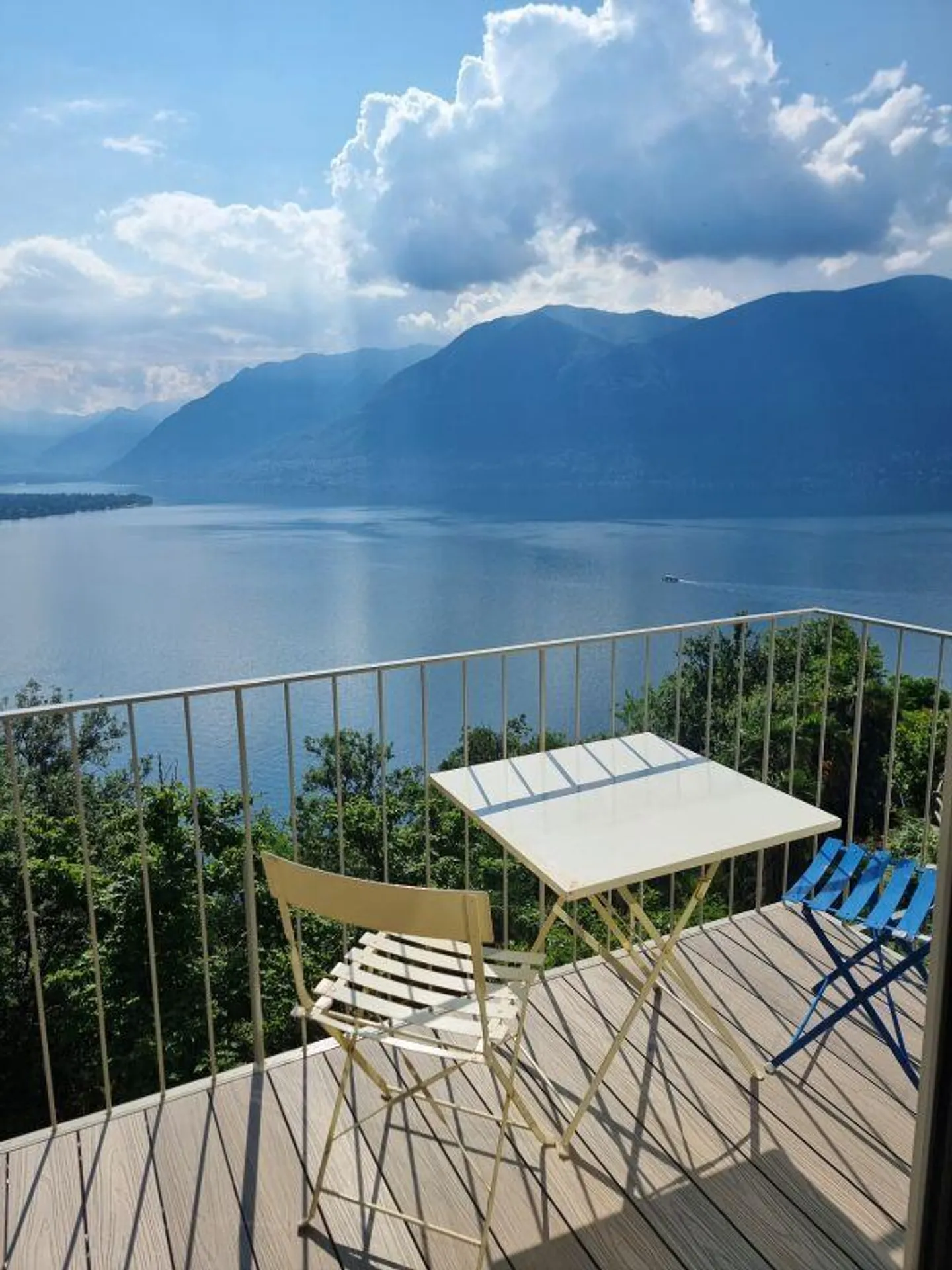 Un Diamant dans les Collines de Ronco, Maison avec 2 Appartements - Photo 1 sur 12