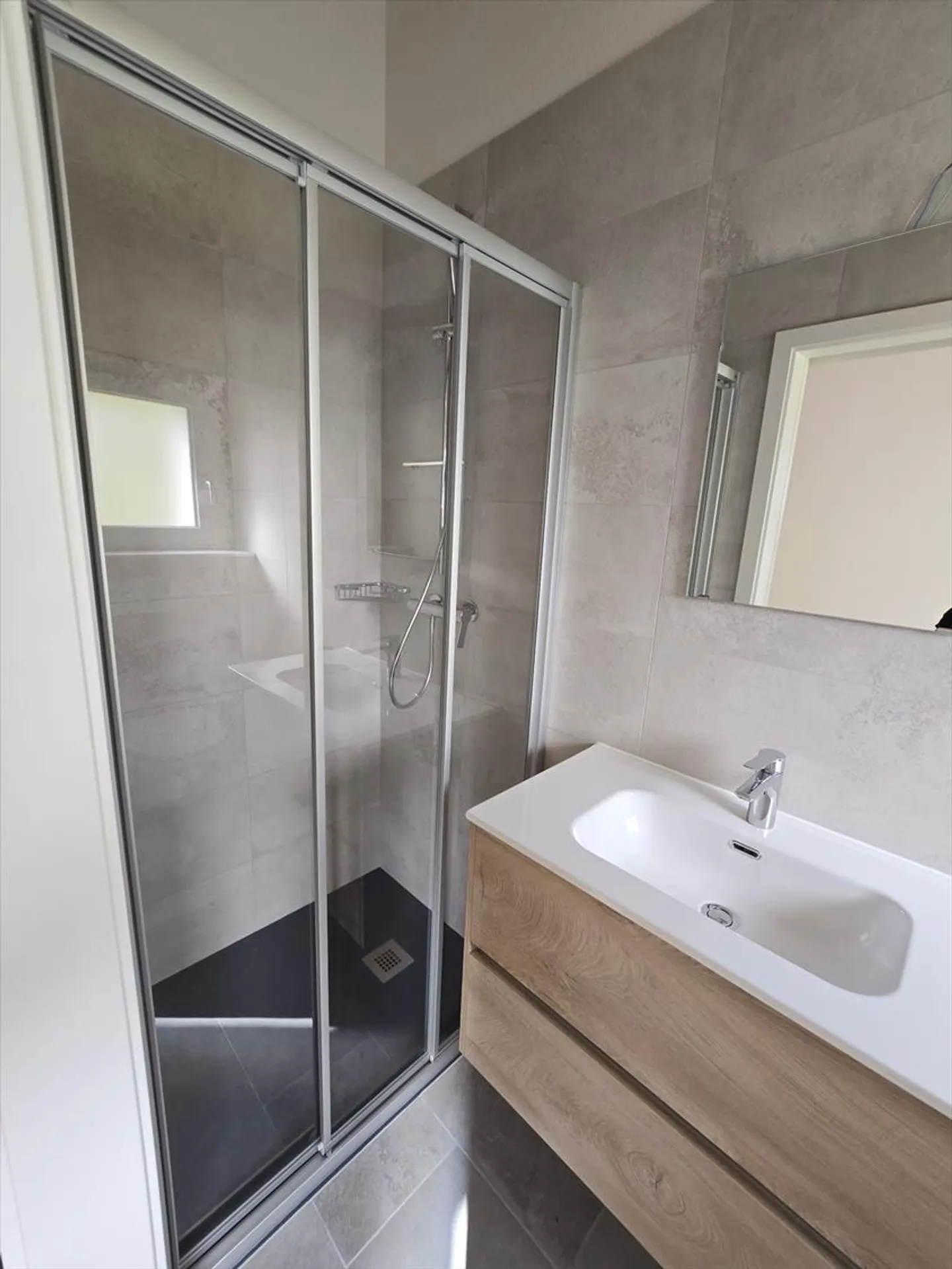 Dachgeschoss 4.5 Zimmer - Foto 7 von 16