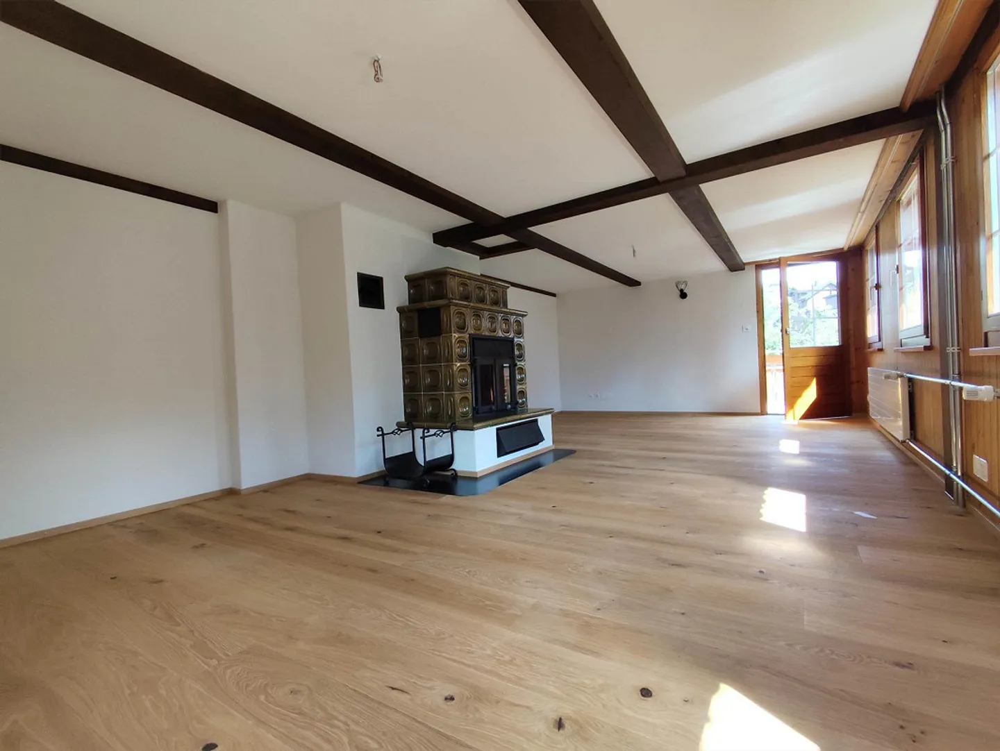 Appartamento affascinante di 6,5 stanze con grande garage - Foto 6 di 16