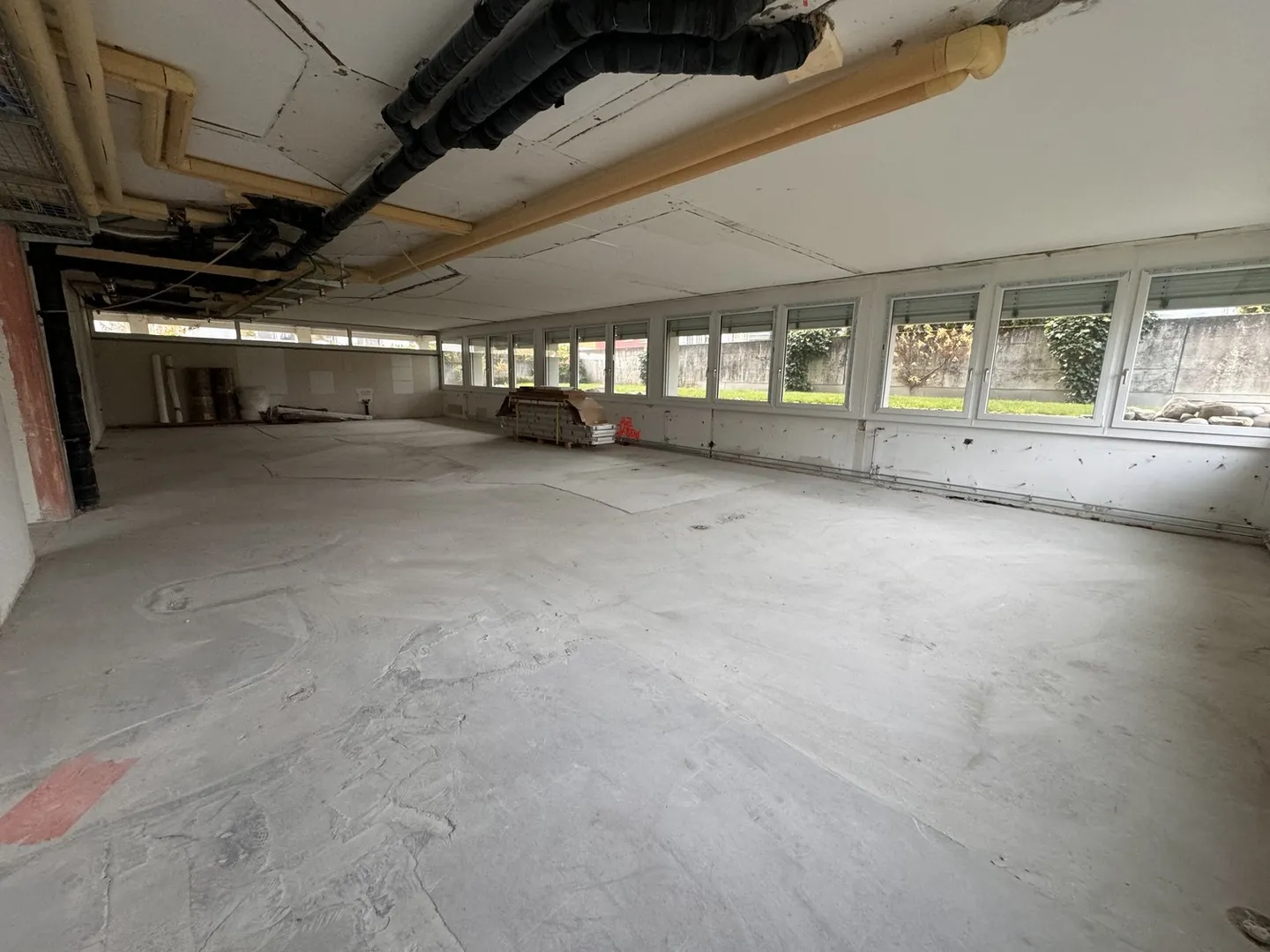 Business Future According to Your Visions in Wabern - Photo 3 of 9