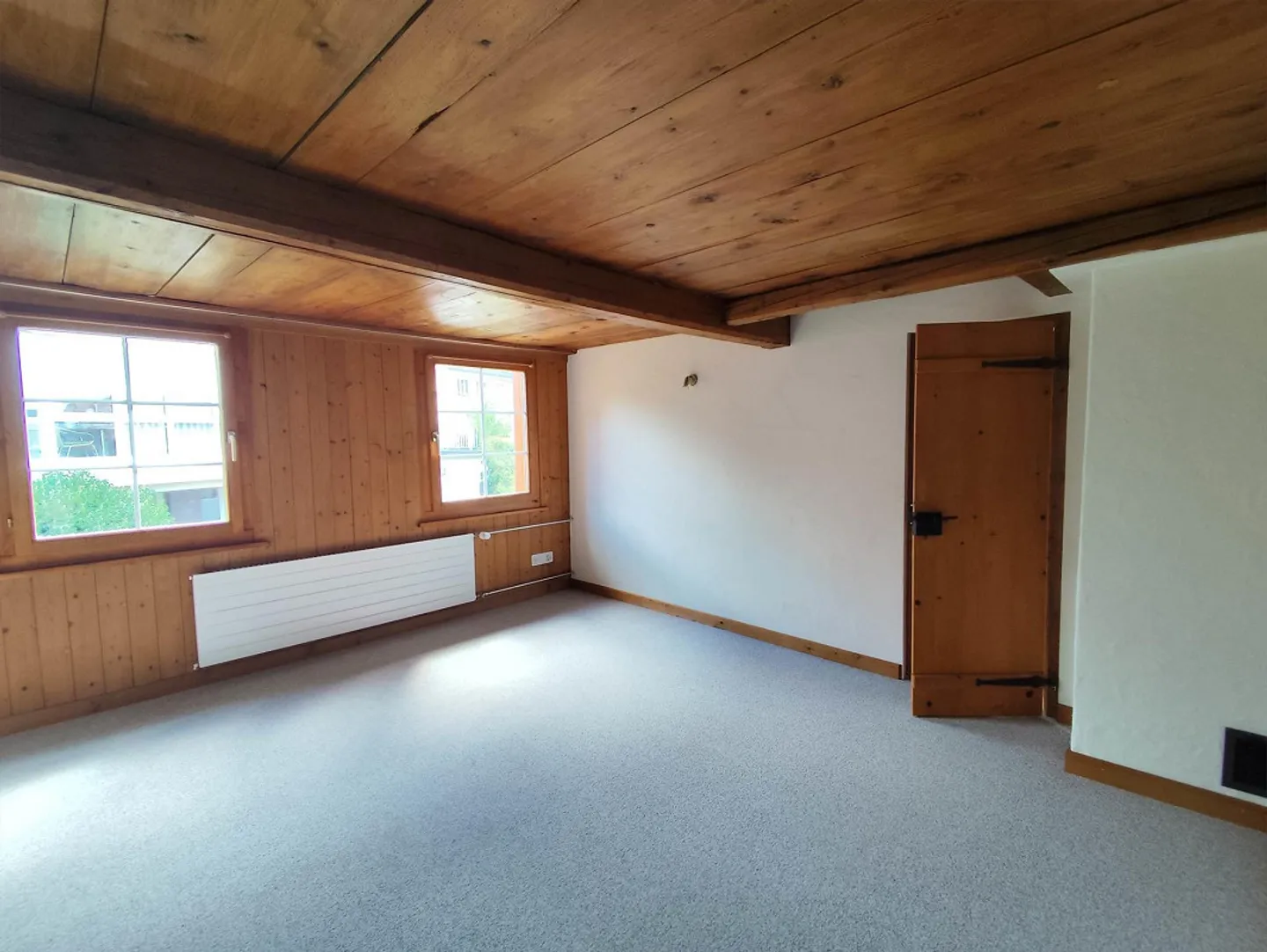 Appartamento affascinante di 6,5 stanze con grande garage - Foto 9 di 16