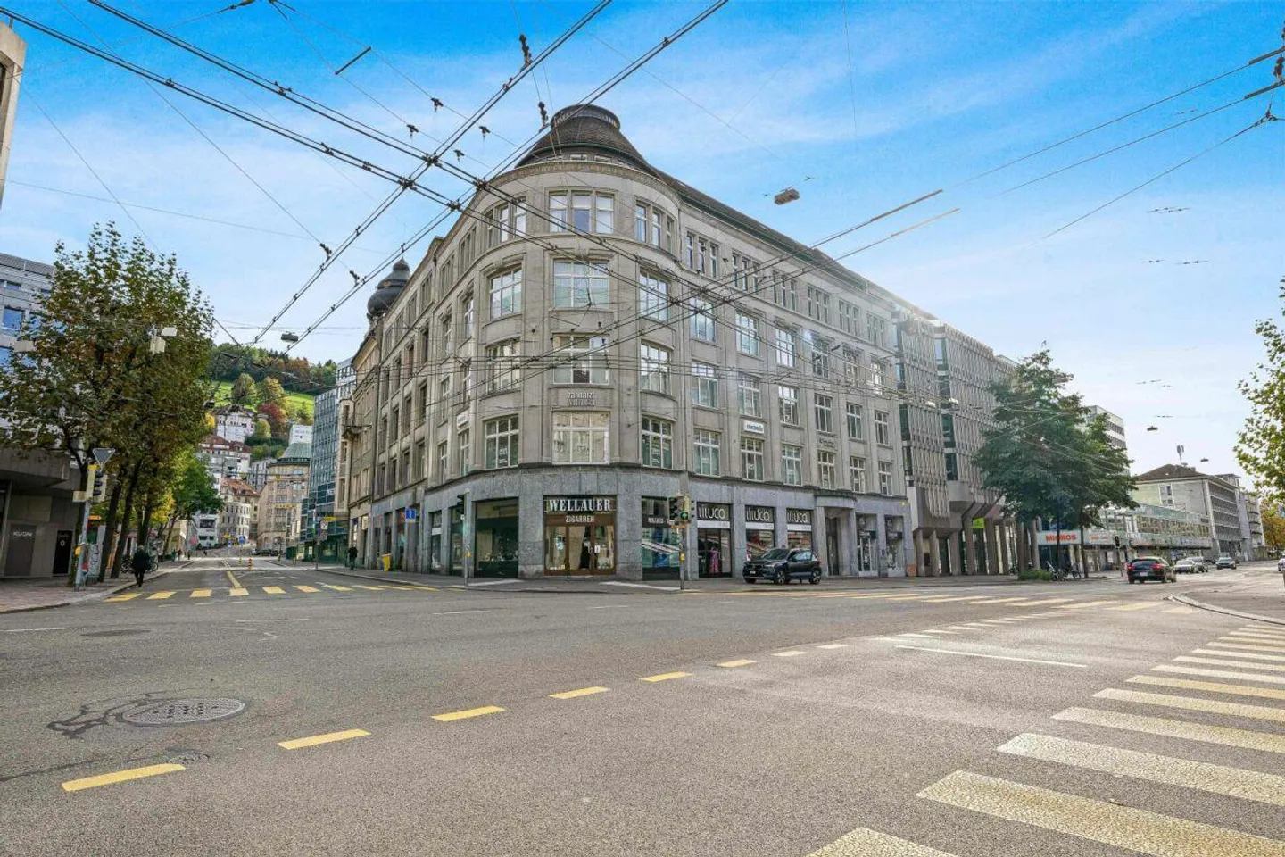 Migliore posizione - Al centro della città, vicino alla stazione principale - Foto 1 di 8