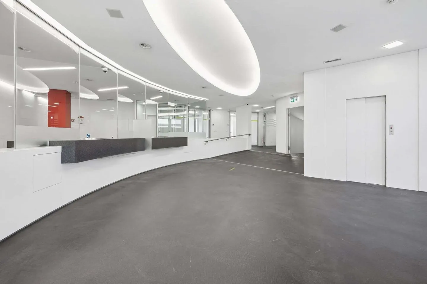 Proprietà commerciale e residenziale in vendita in una posizione centrale a Thayngen - Foto 6 di 10