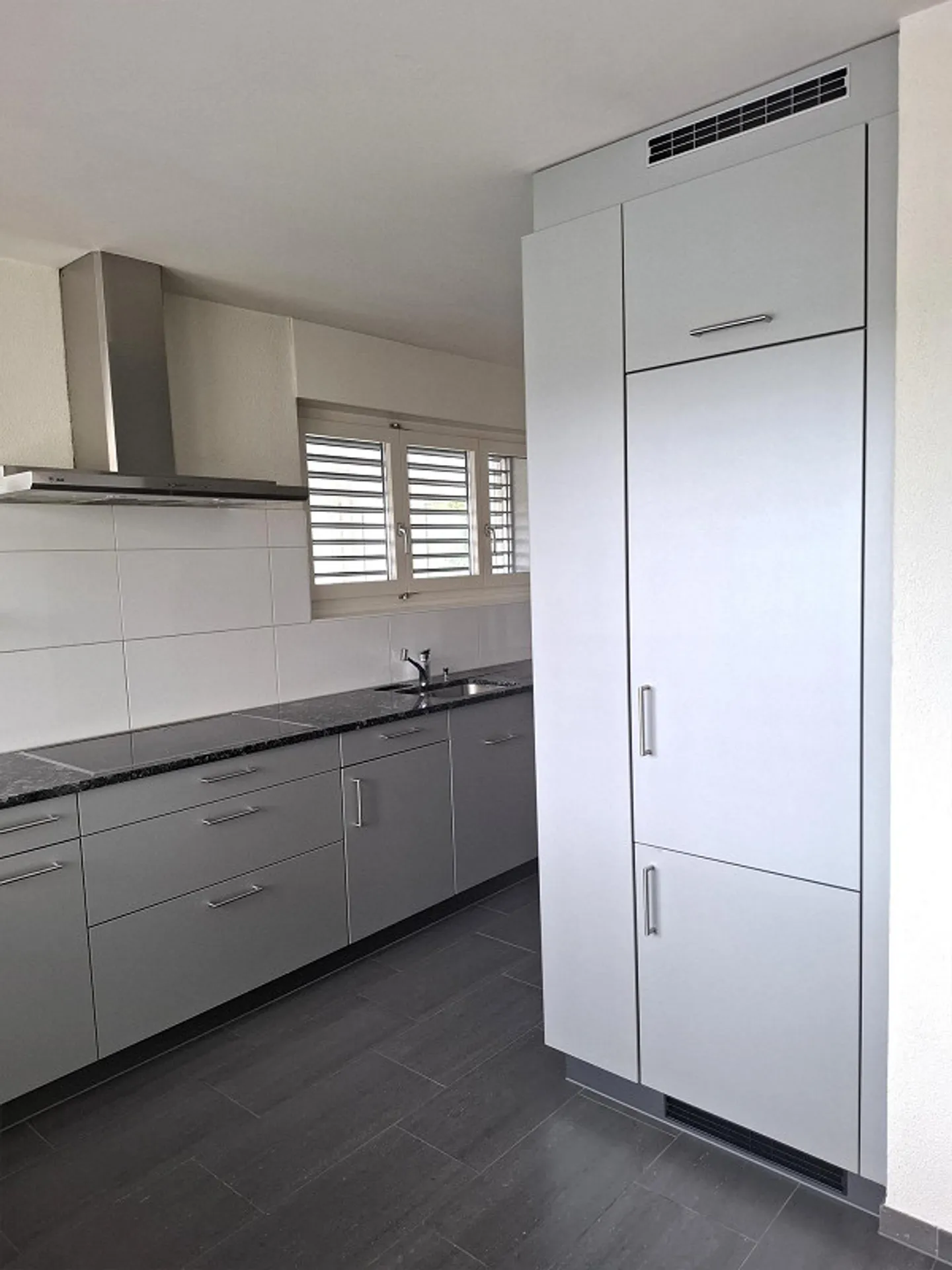 Bell'appartamento di 5,5 stanze con balcone - Foto 4 di 13