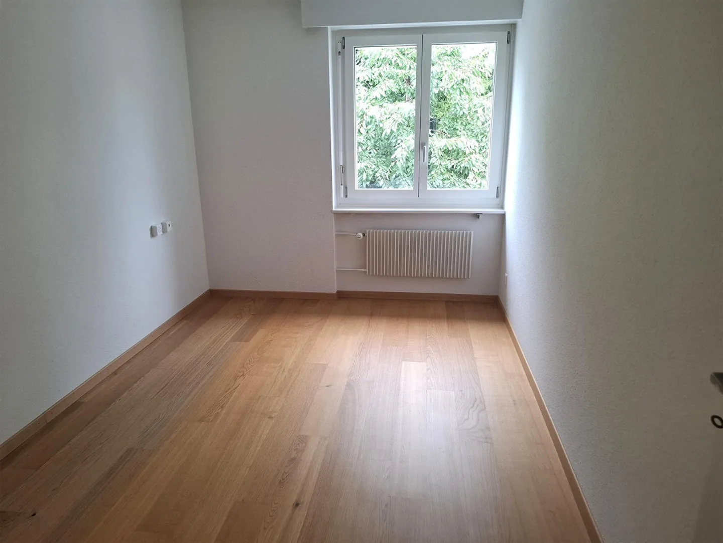 Bell'appartamento di 5,5 stanze con balcone - Foto 9 di 13